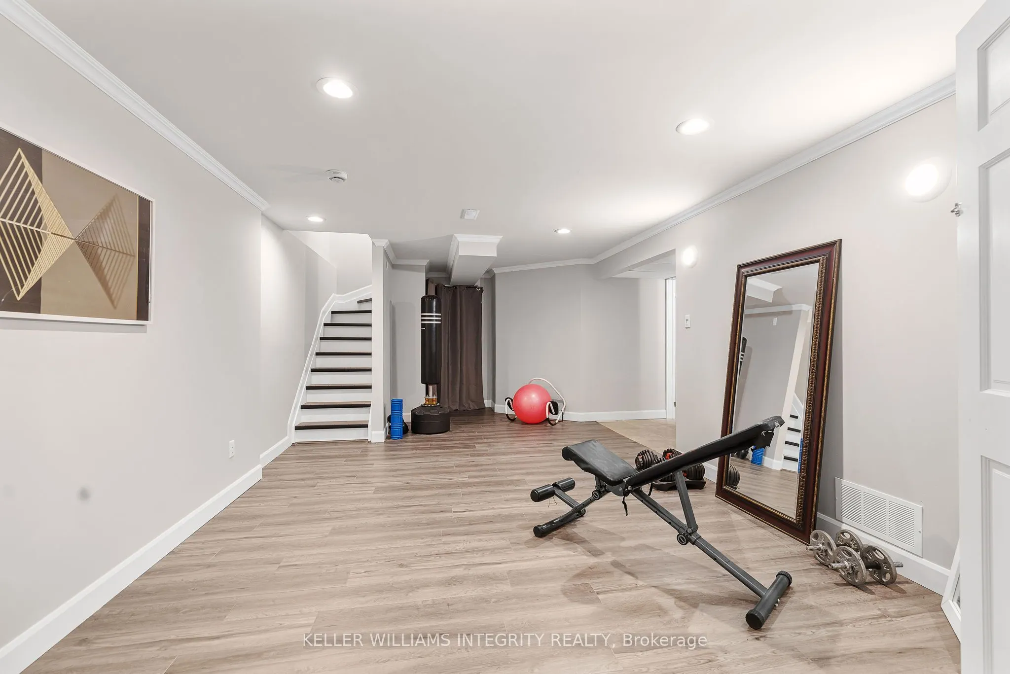644 Devonwood Circle