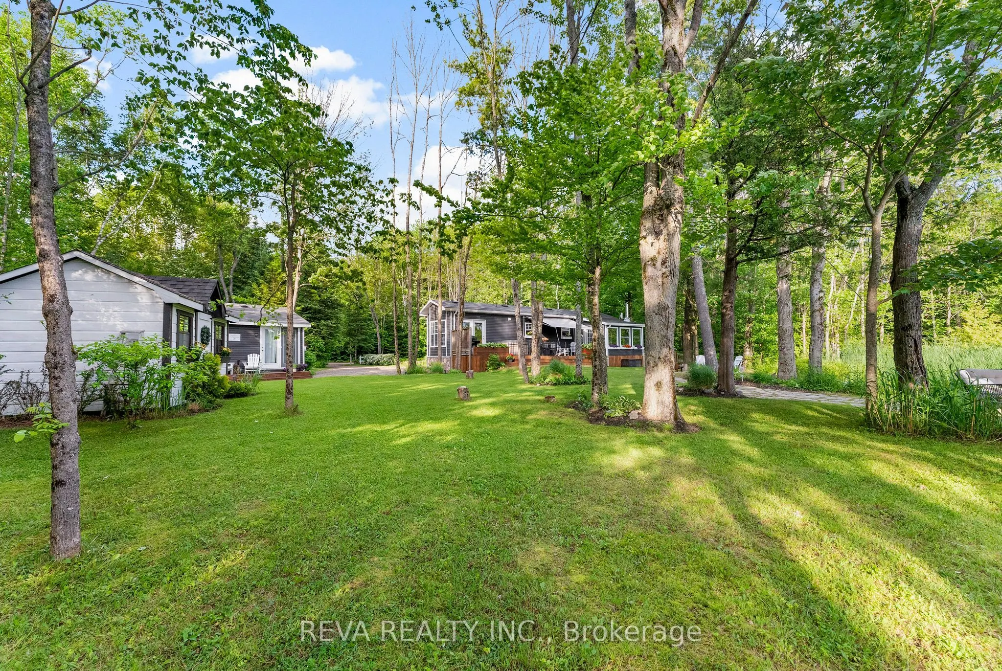 14 Robinson Lane