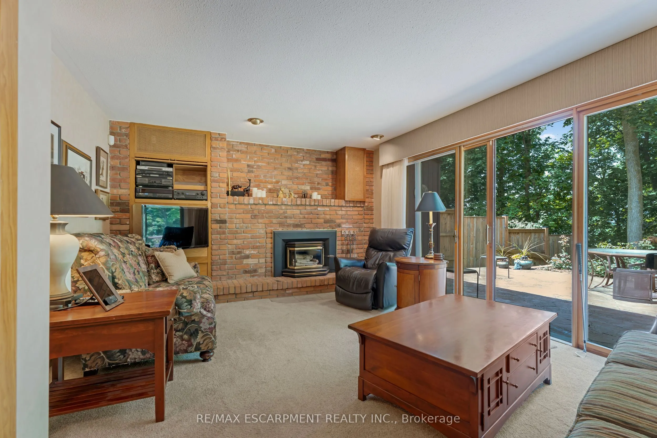 13 LESLIE Drive