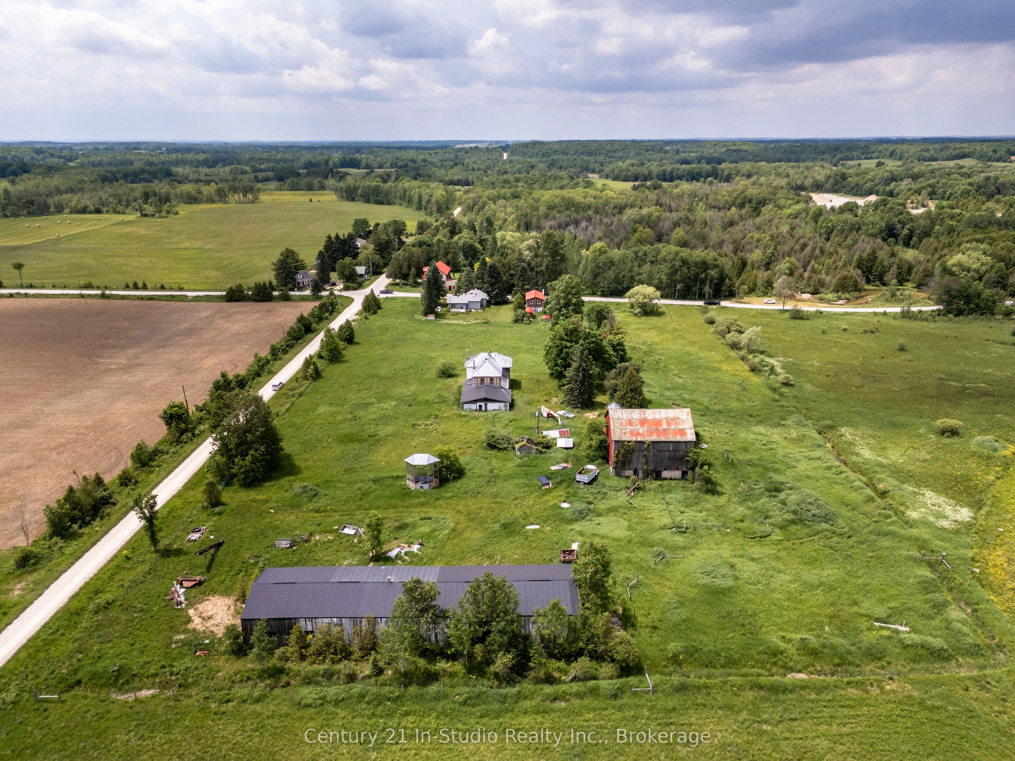 135389 Concession 8 Road