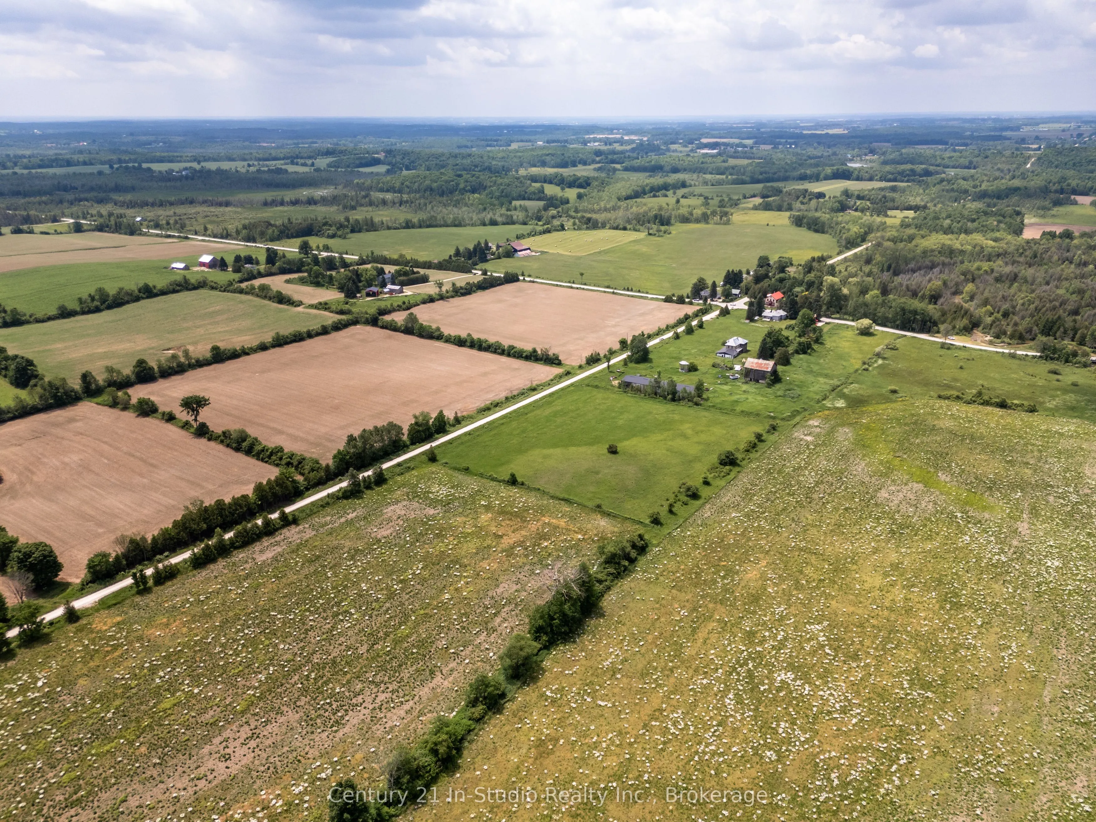 135389 Concession 8 Road