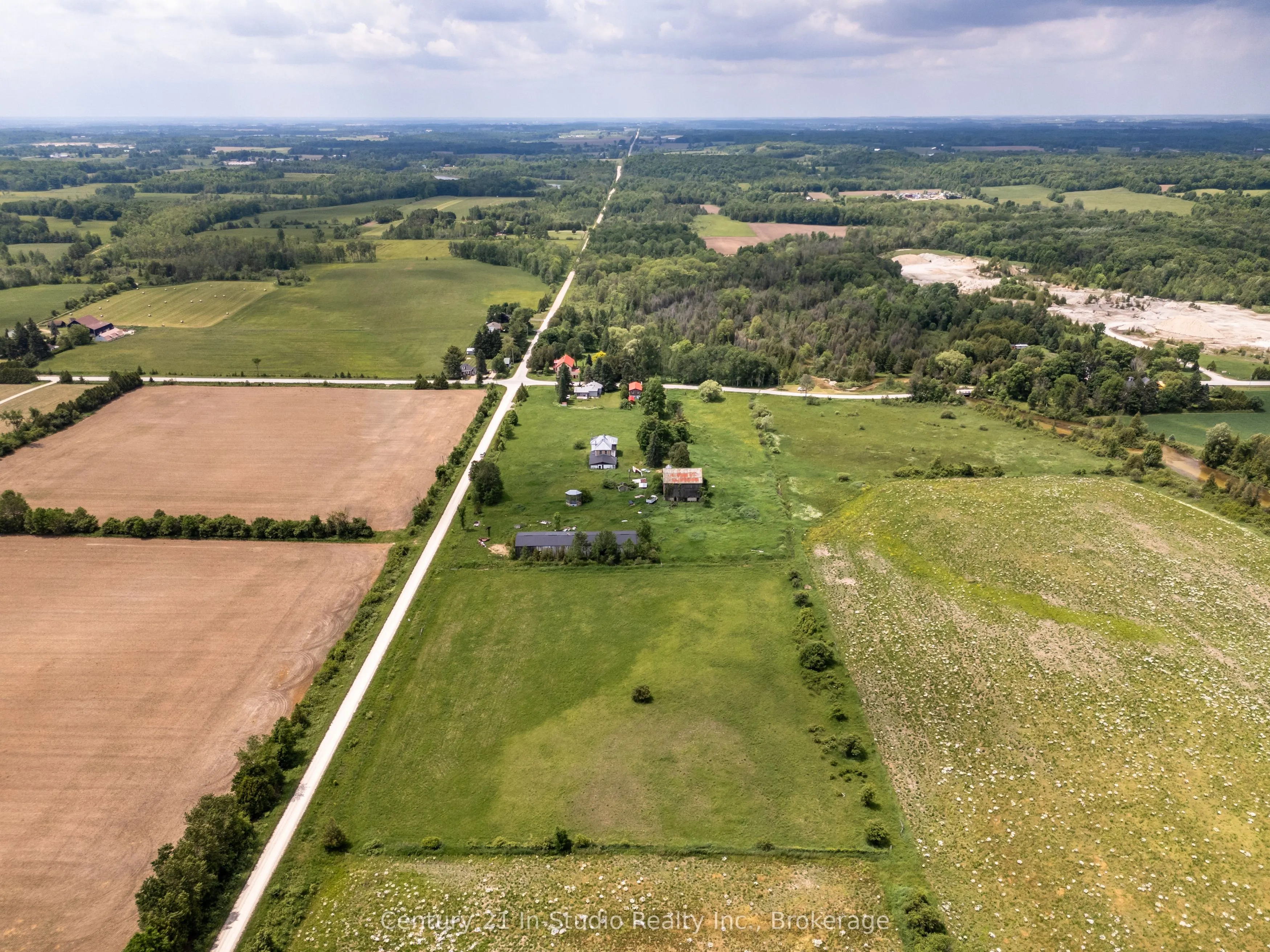 135389 Concession 8 Road