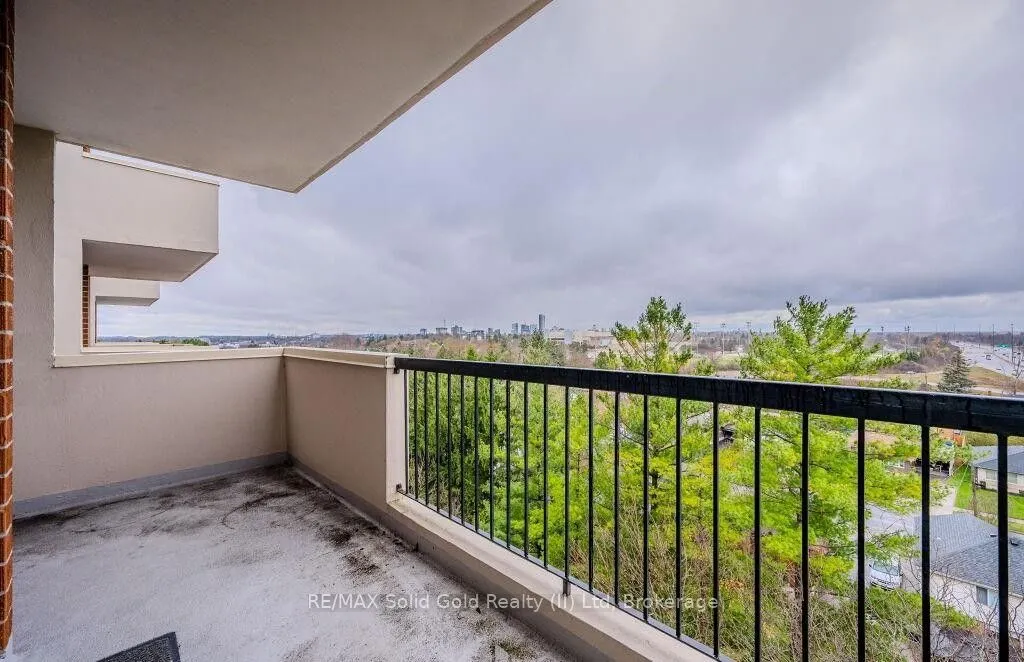 260 Sheldon Avenue N, #808