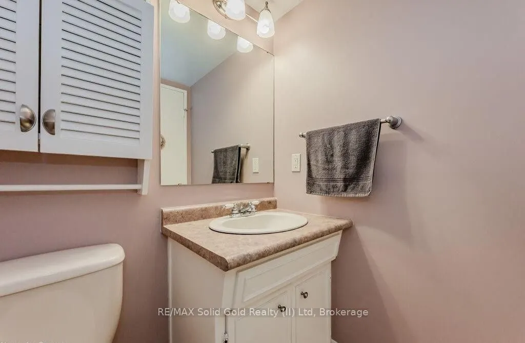 260 Sheldon Avenue N, #808