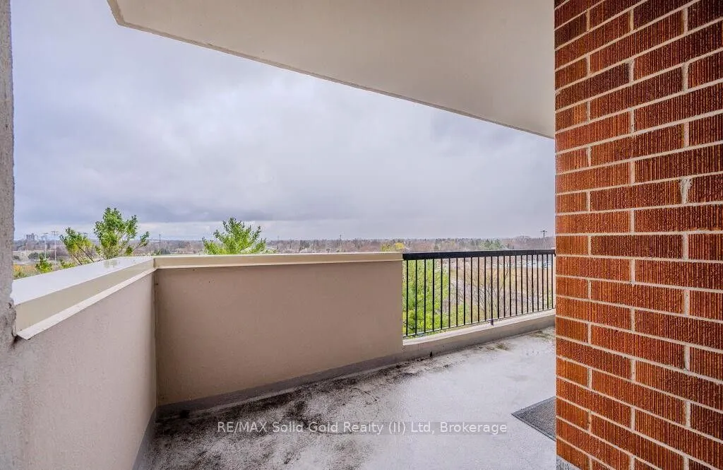 260 Sheldon Avenue N, #808
