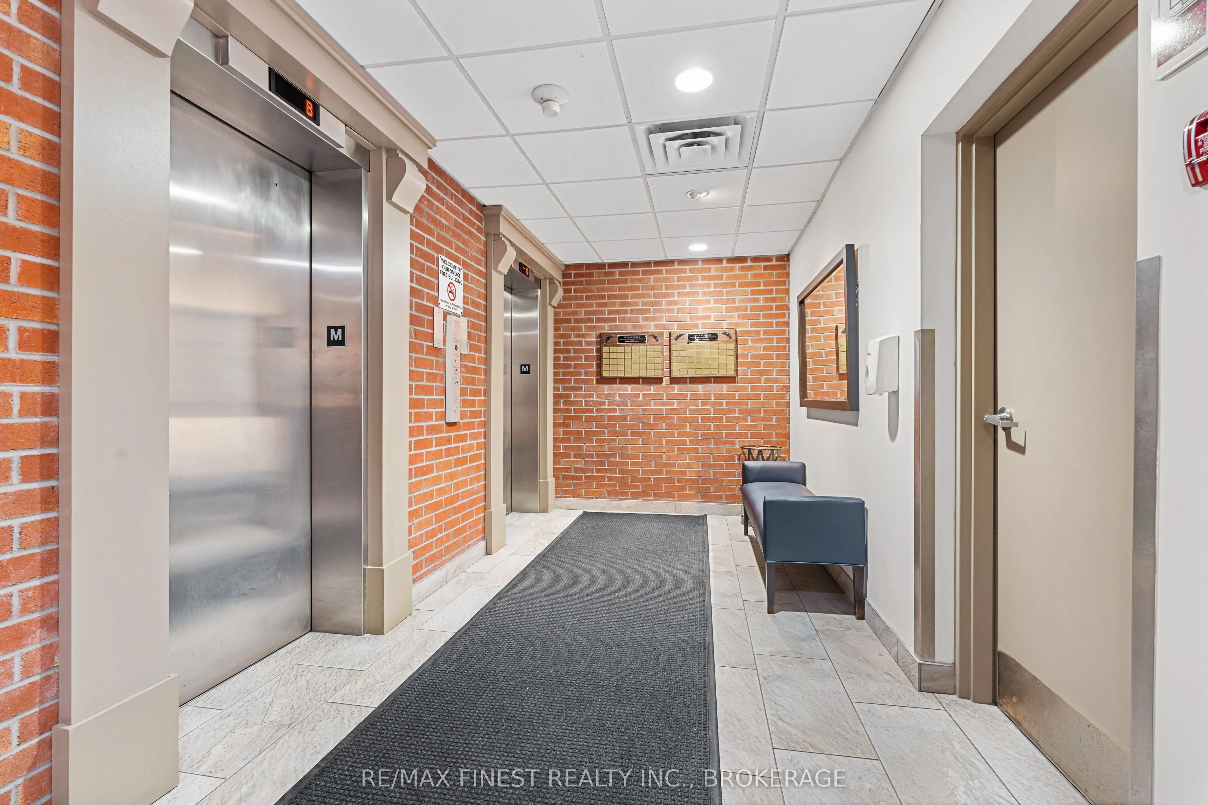 165 Ontario Street, #1002