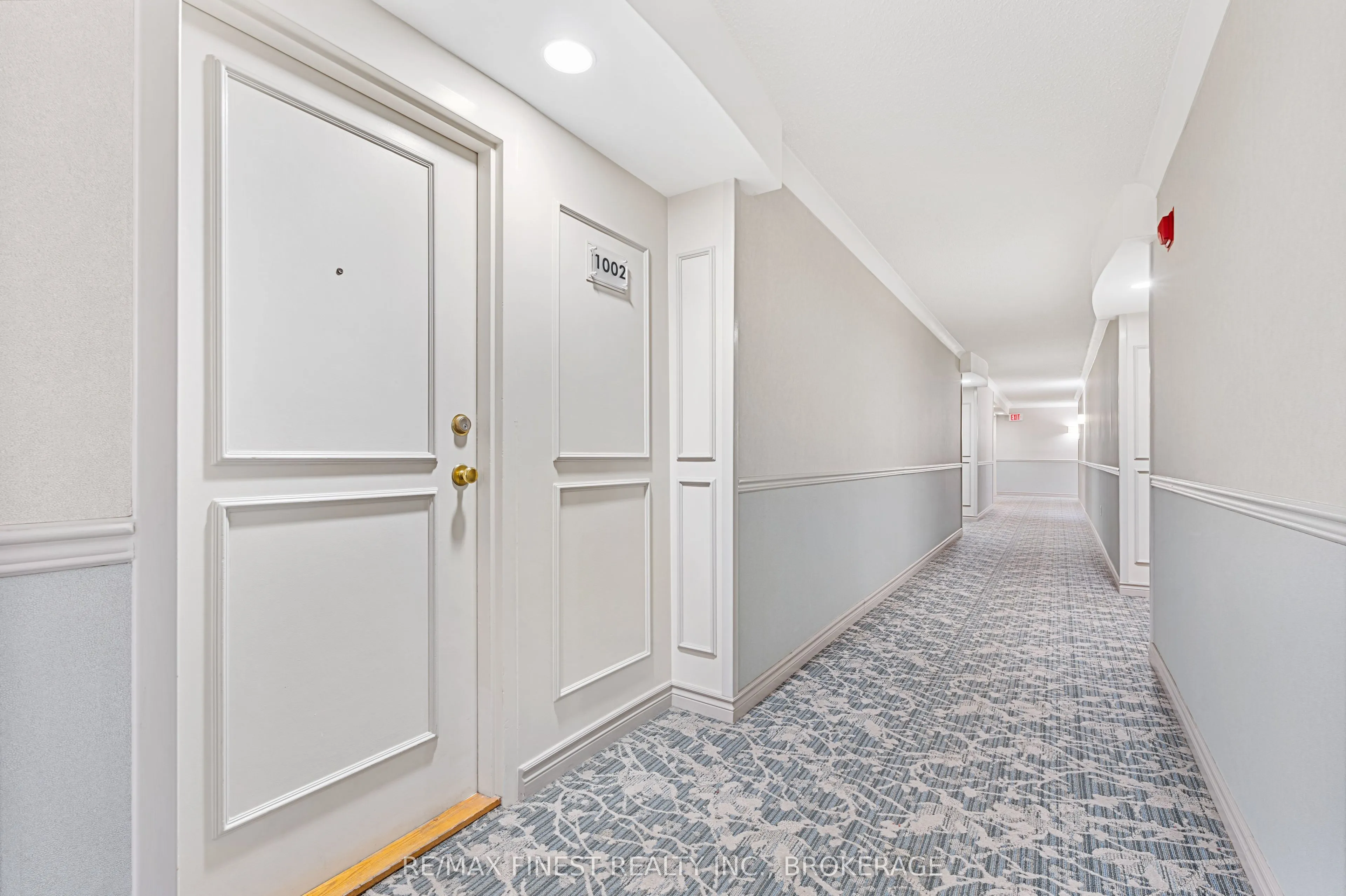165 Ontario Street, #1002
