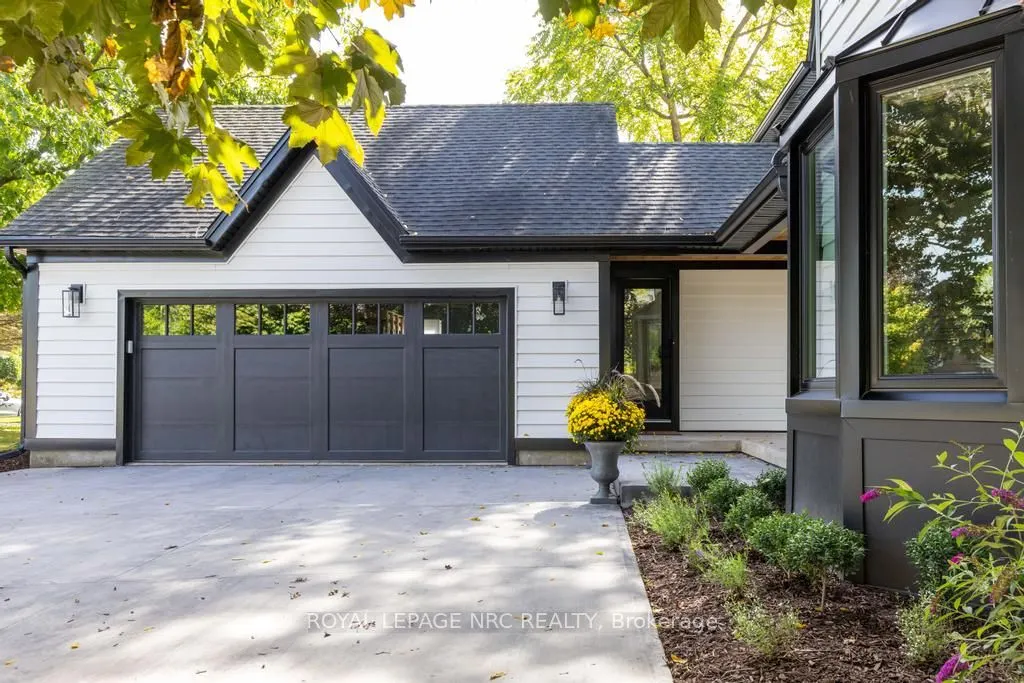 12 Scottdale Court