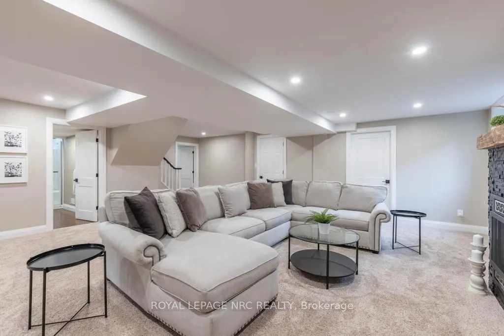 12 Scottdale Court