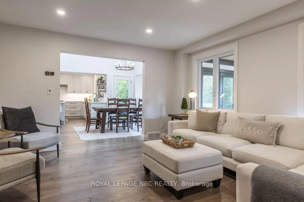 12 Scottdale Court