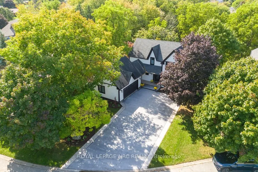 12 Scottdale Court