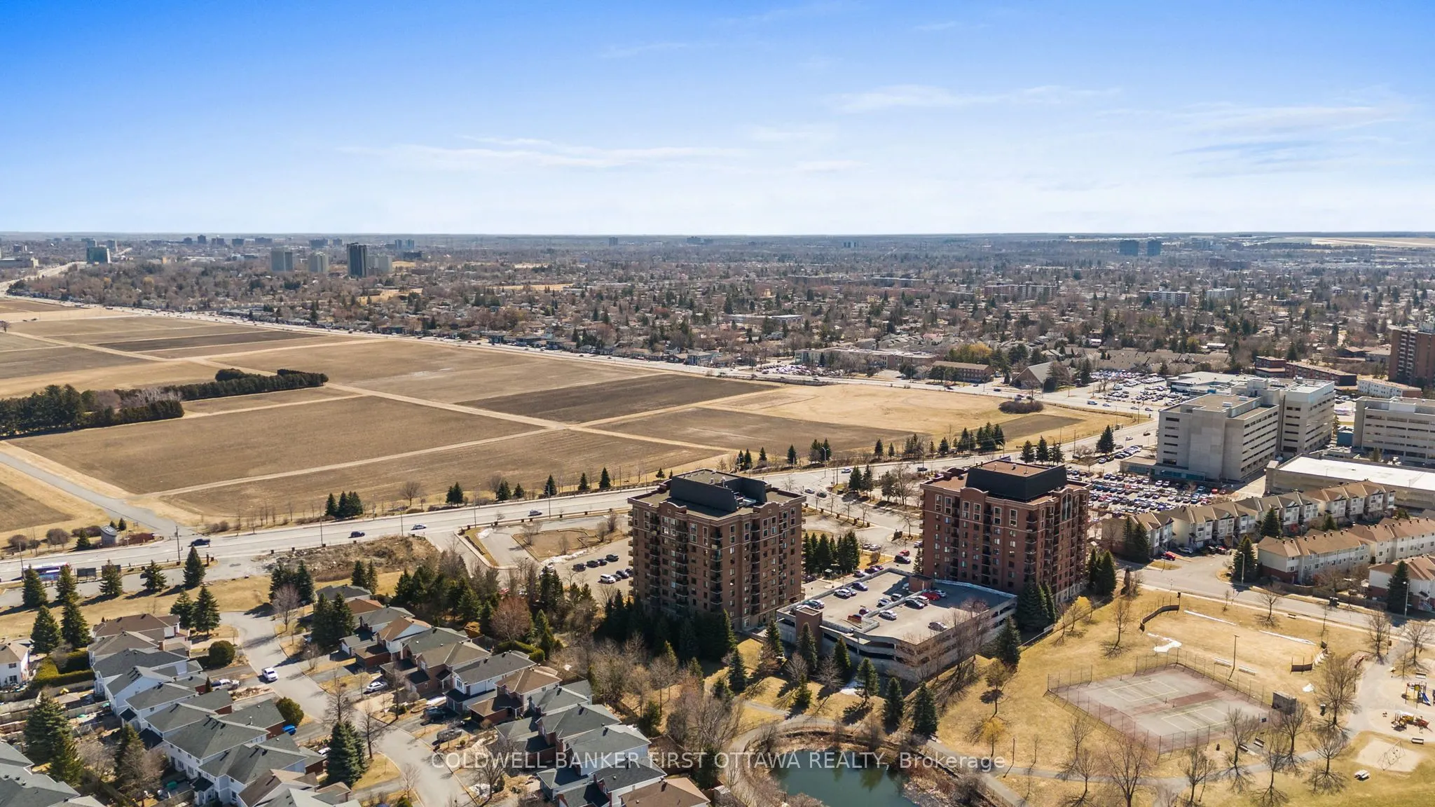 314 CENTRAL PARK Drive #912