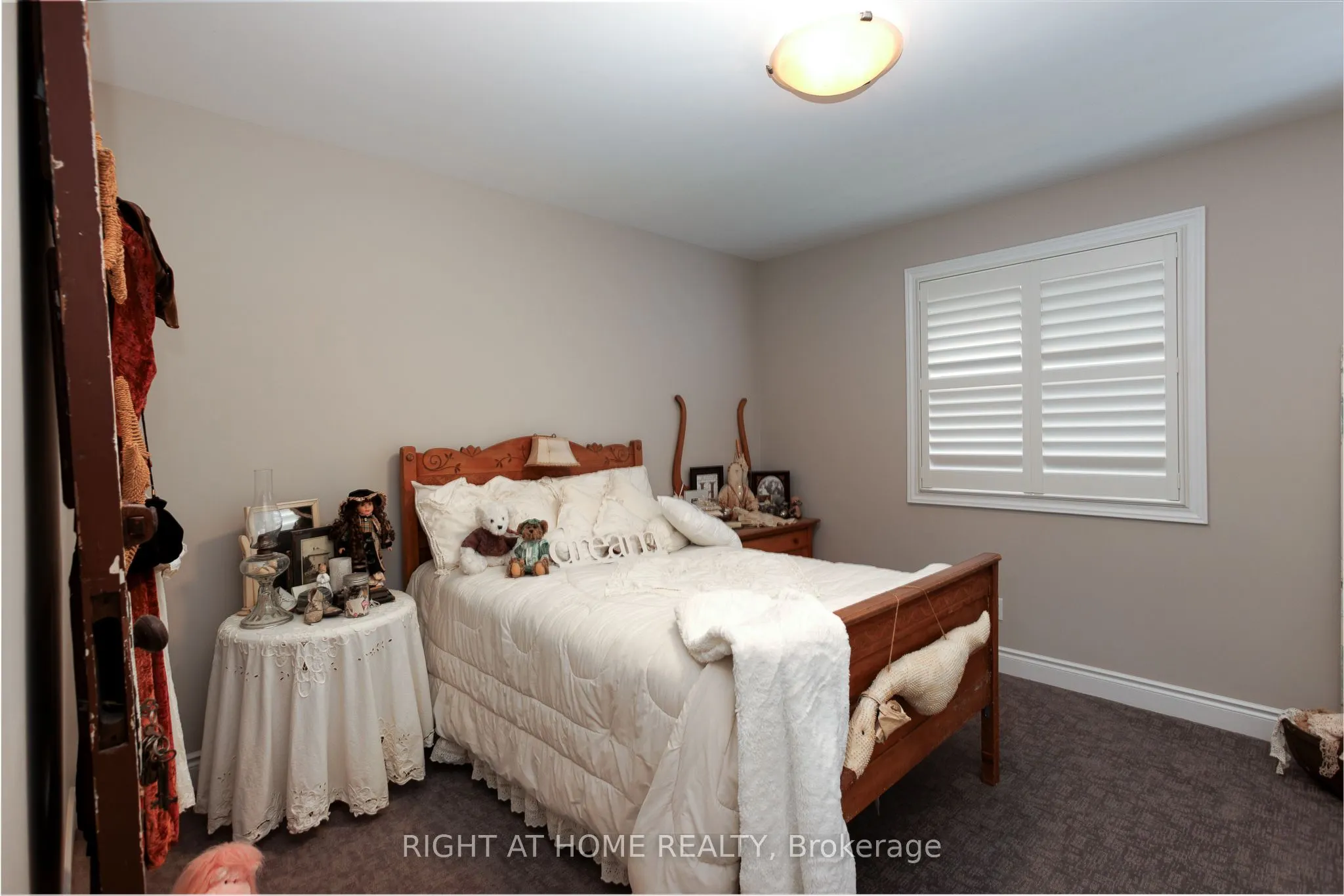 26 Ward Drive