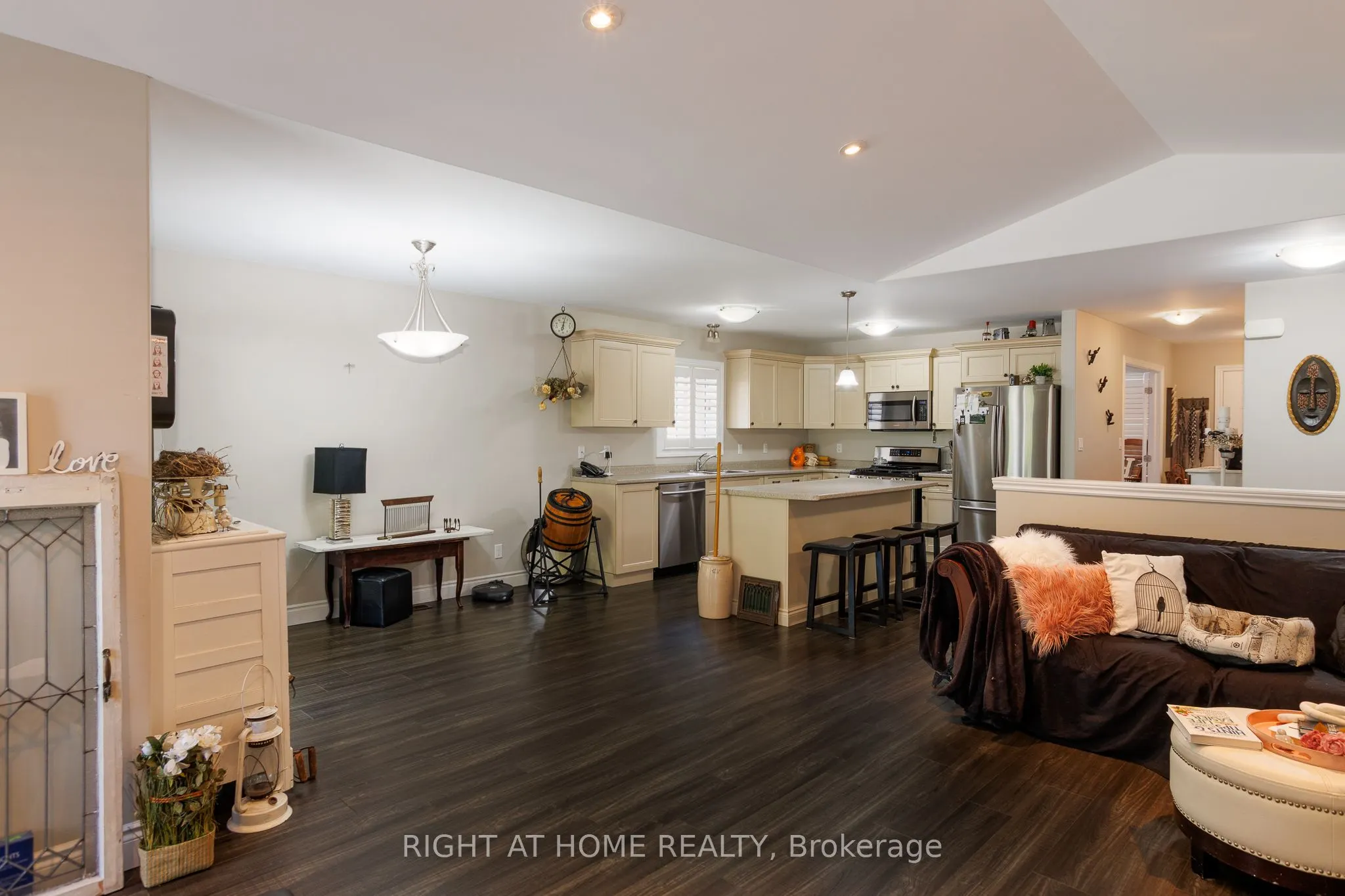 26 Ward Drive