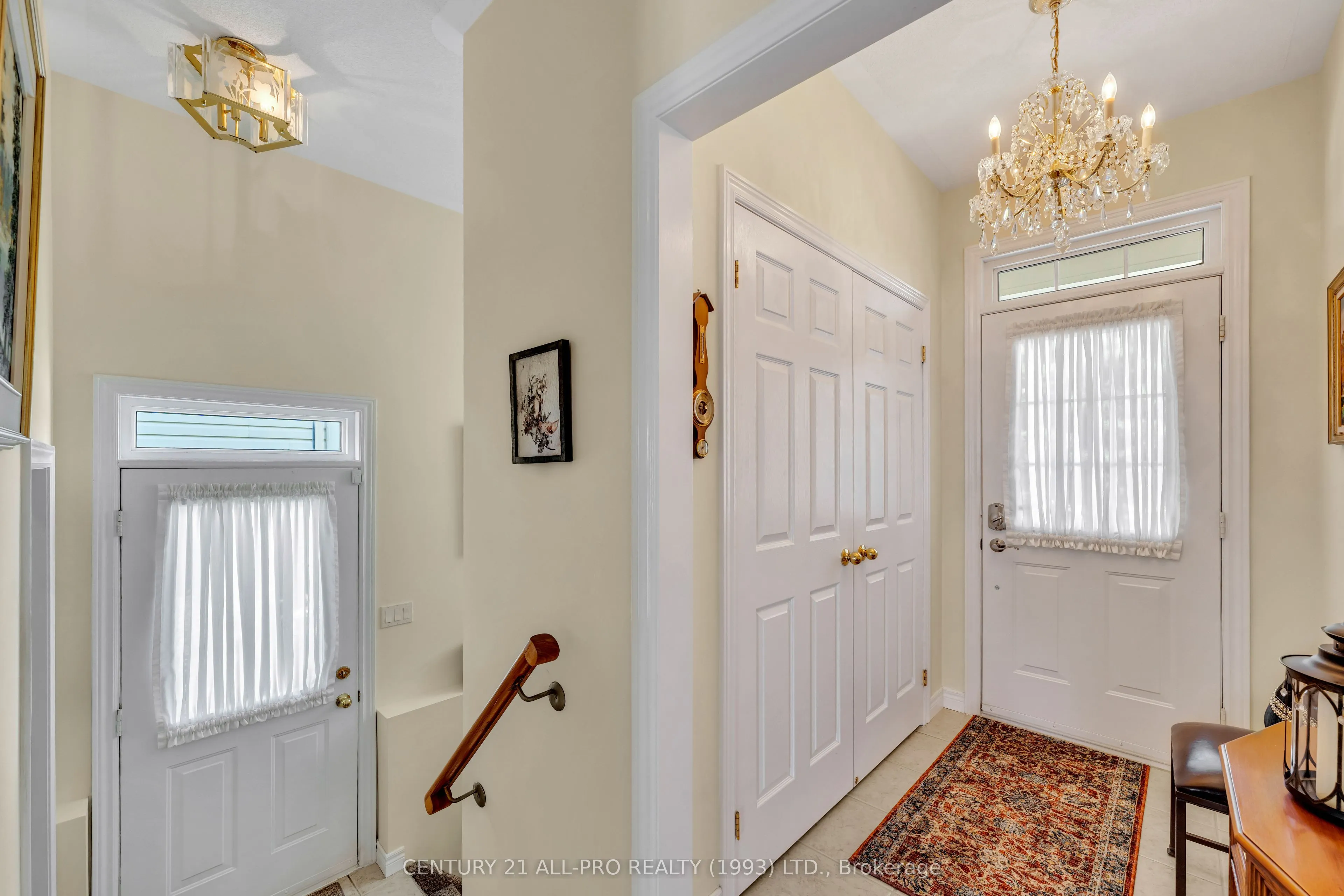 745 Prince Of Wales Drive