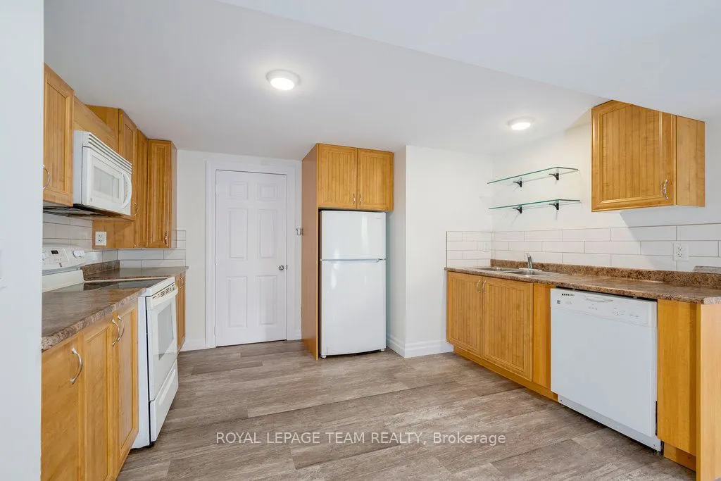 517 Donald B. Munro Drive