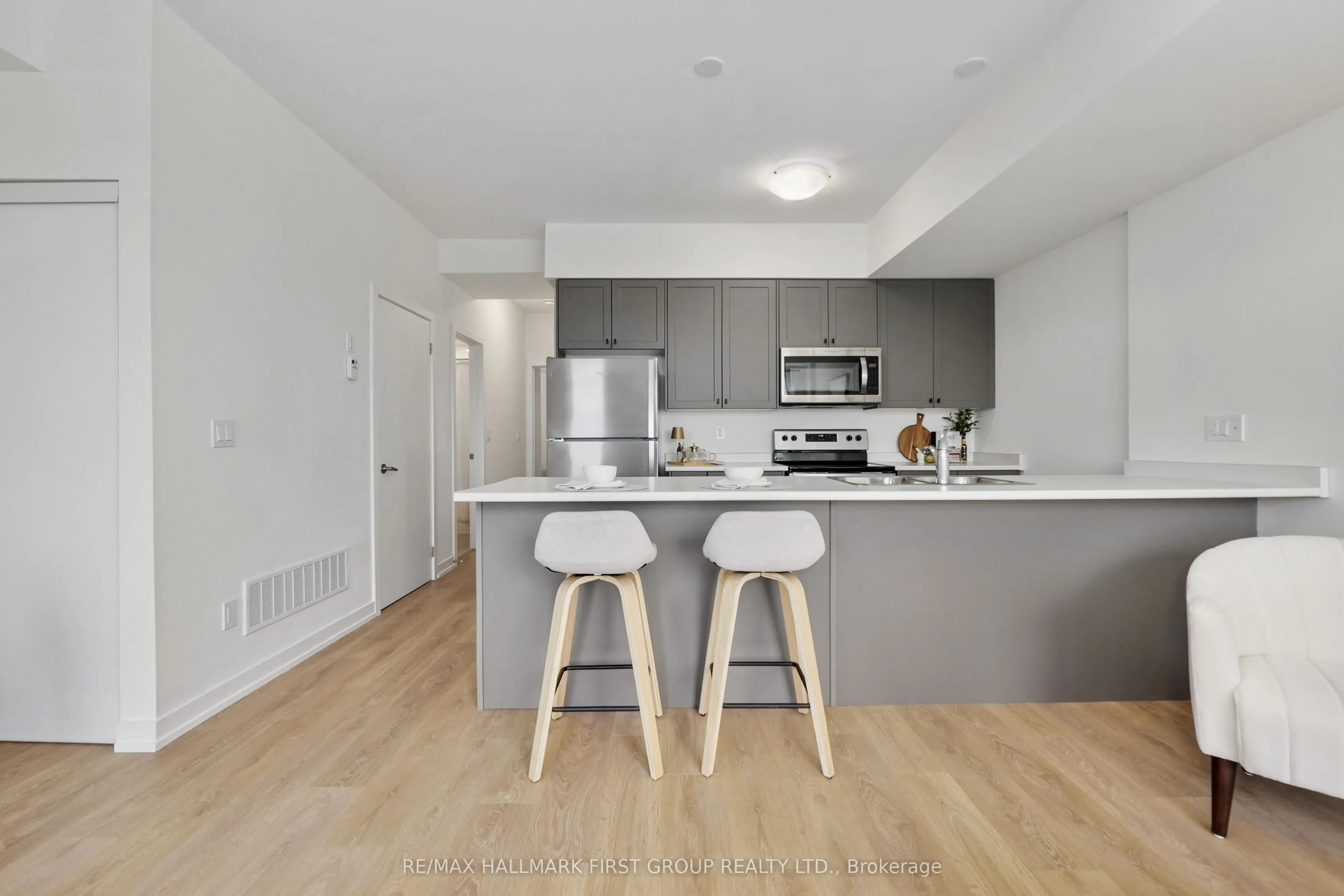 160 Densmore Road, #701