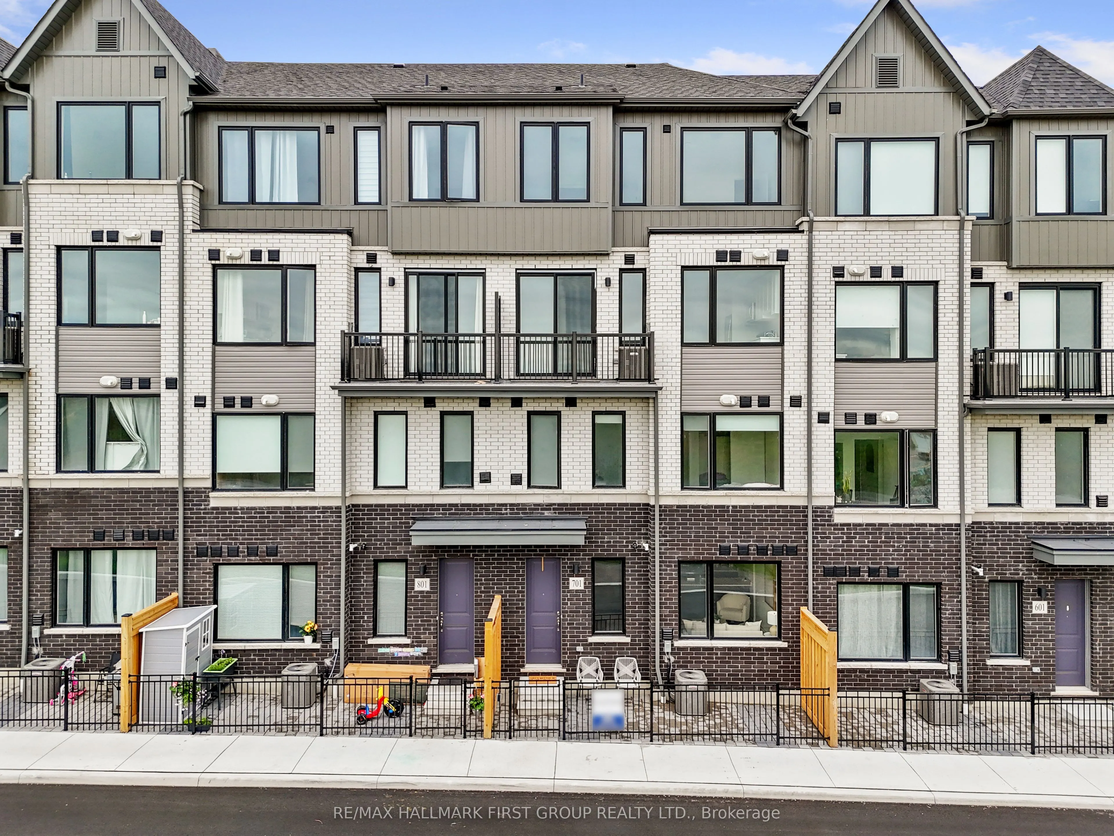 160 Densmore Road, #701