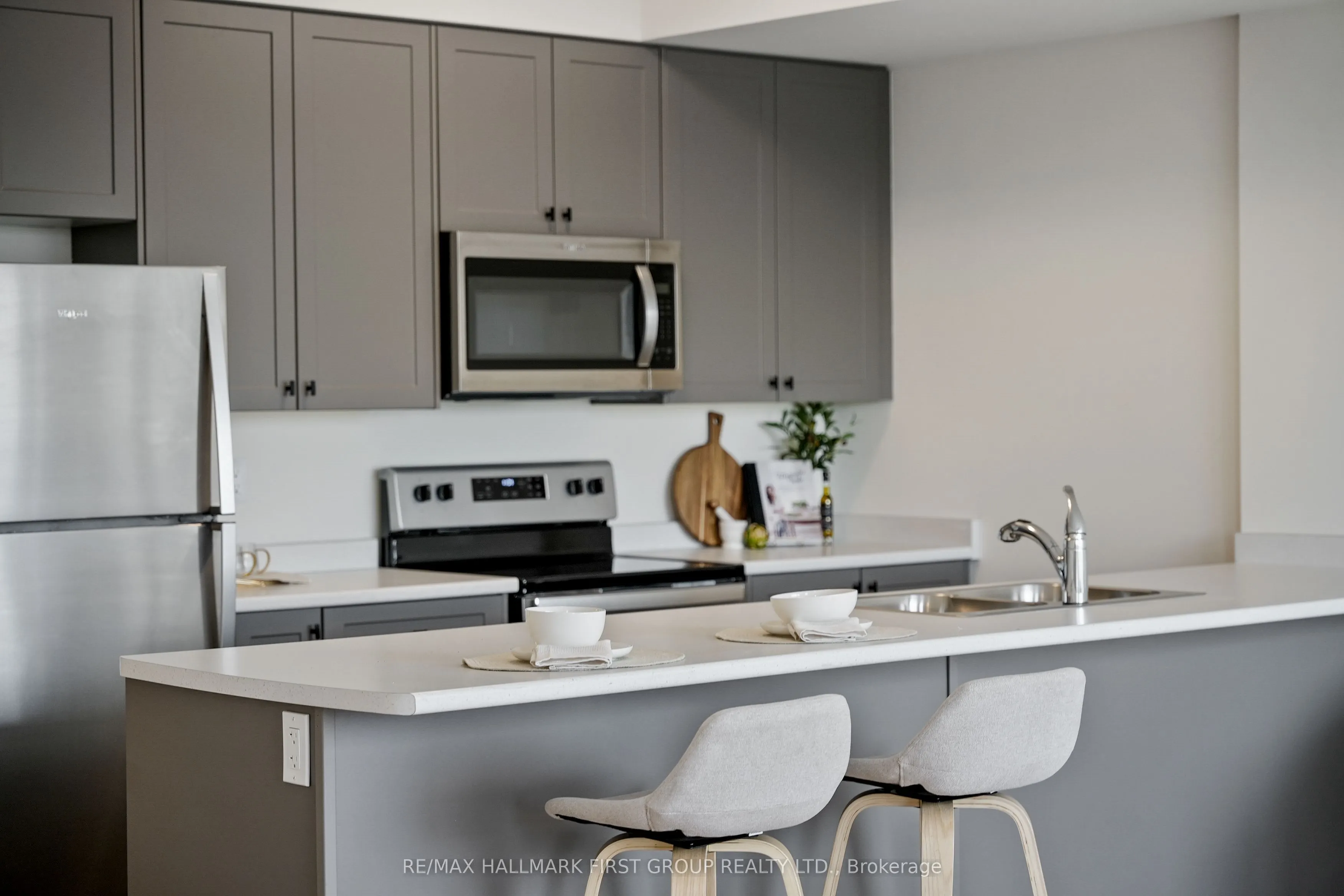 160 Densmore Road, #701