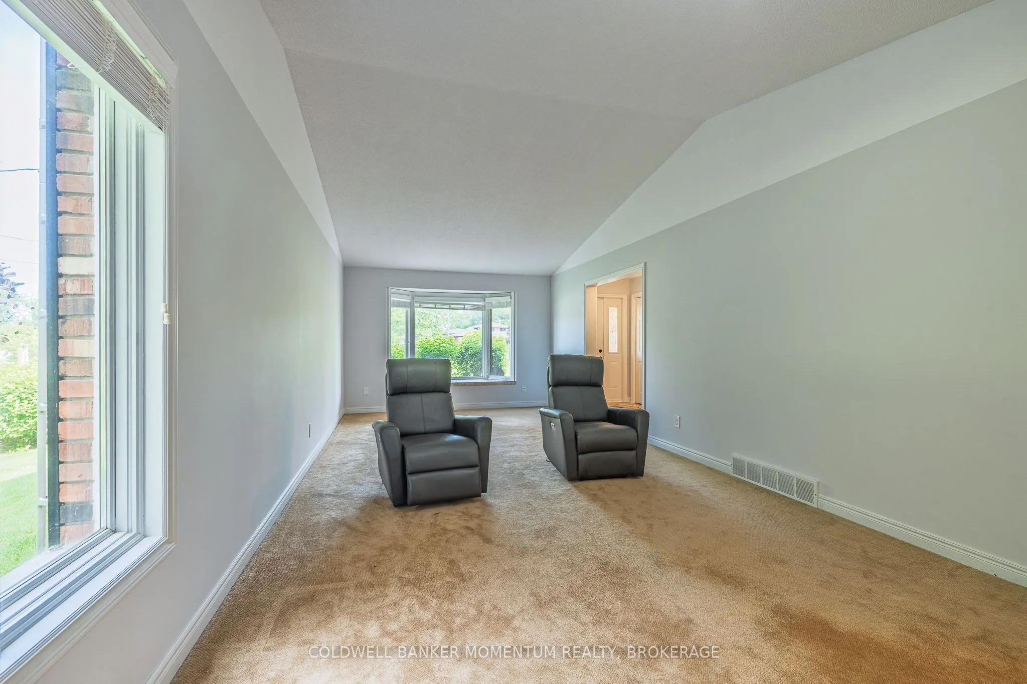 2115 Creek Road