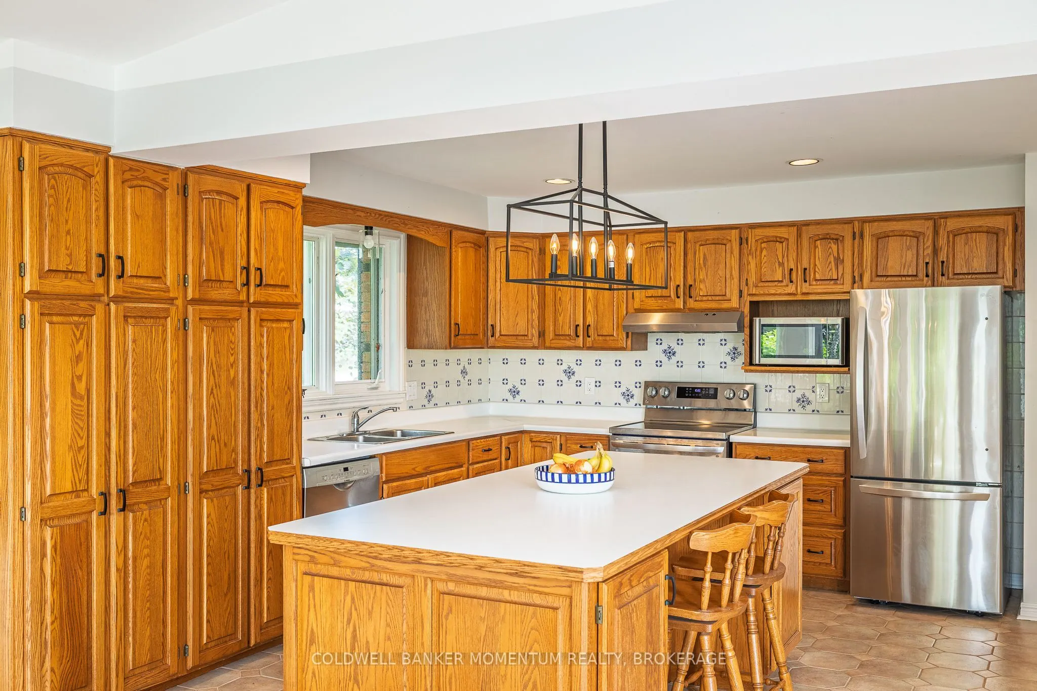 2115 Creek Road