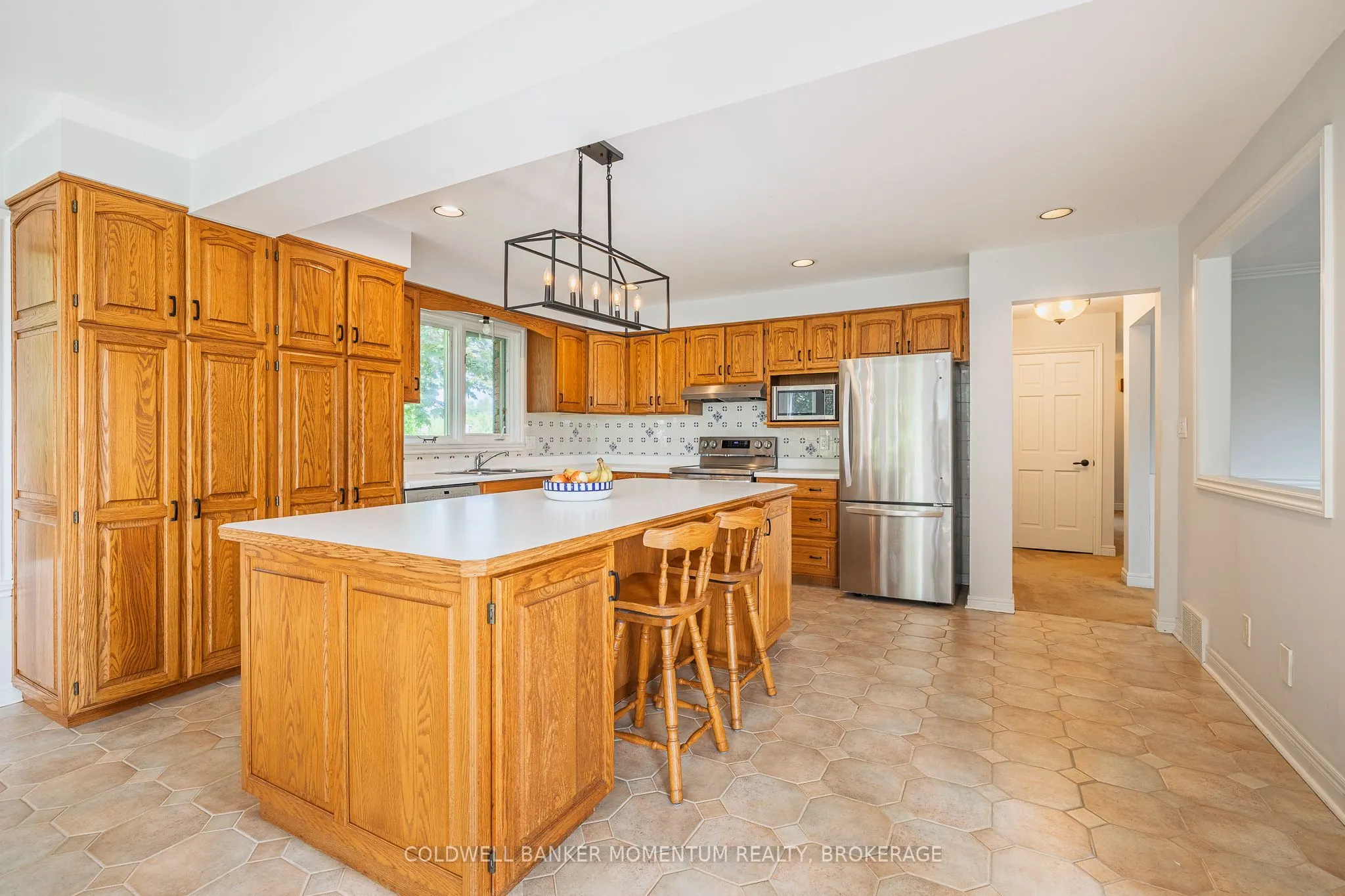 2115 Creek Road