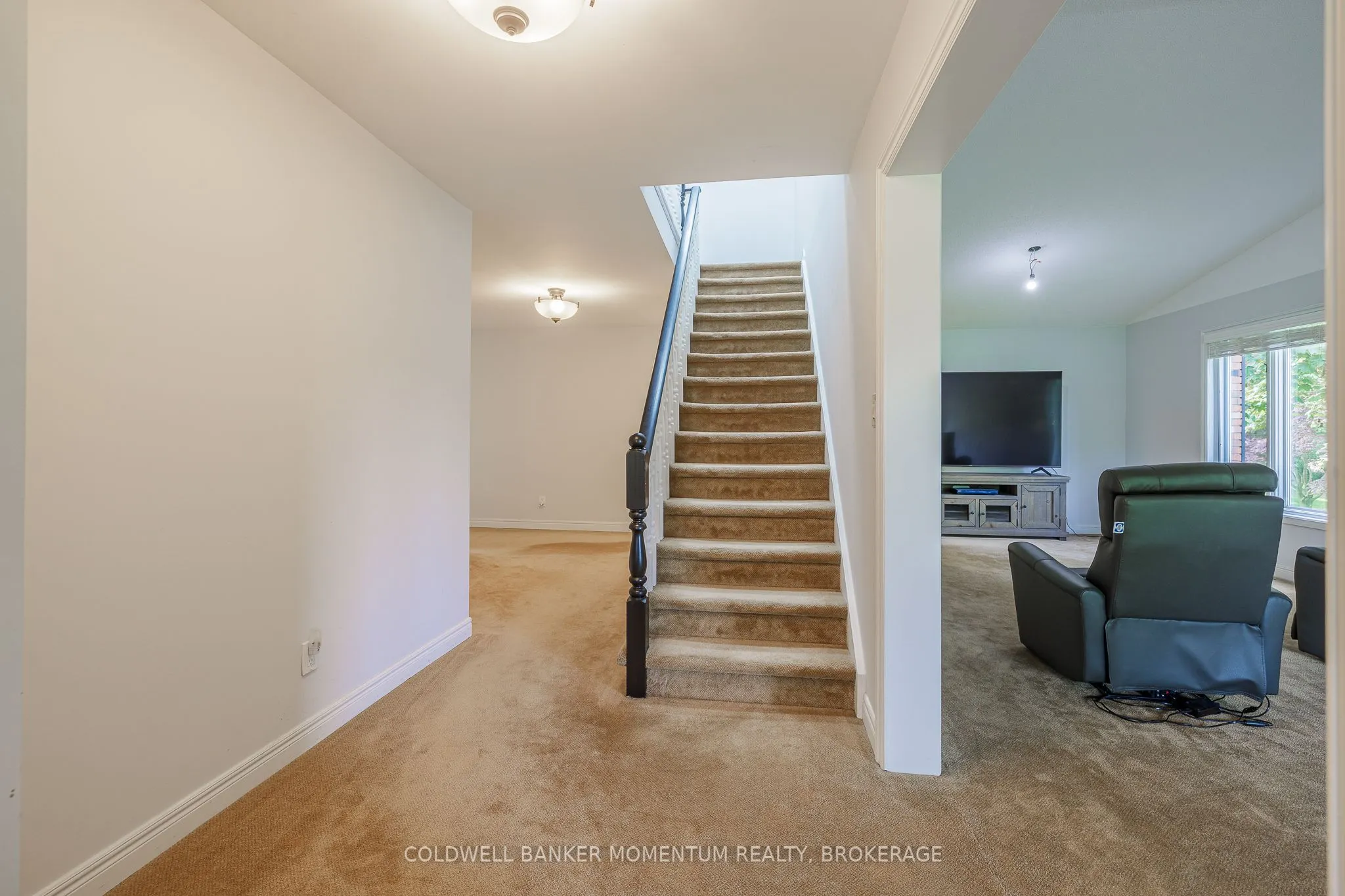2115 Creek Road
