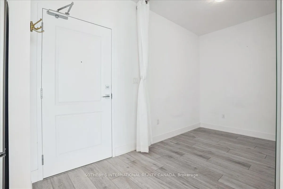 101 Shoreview Place #633