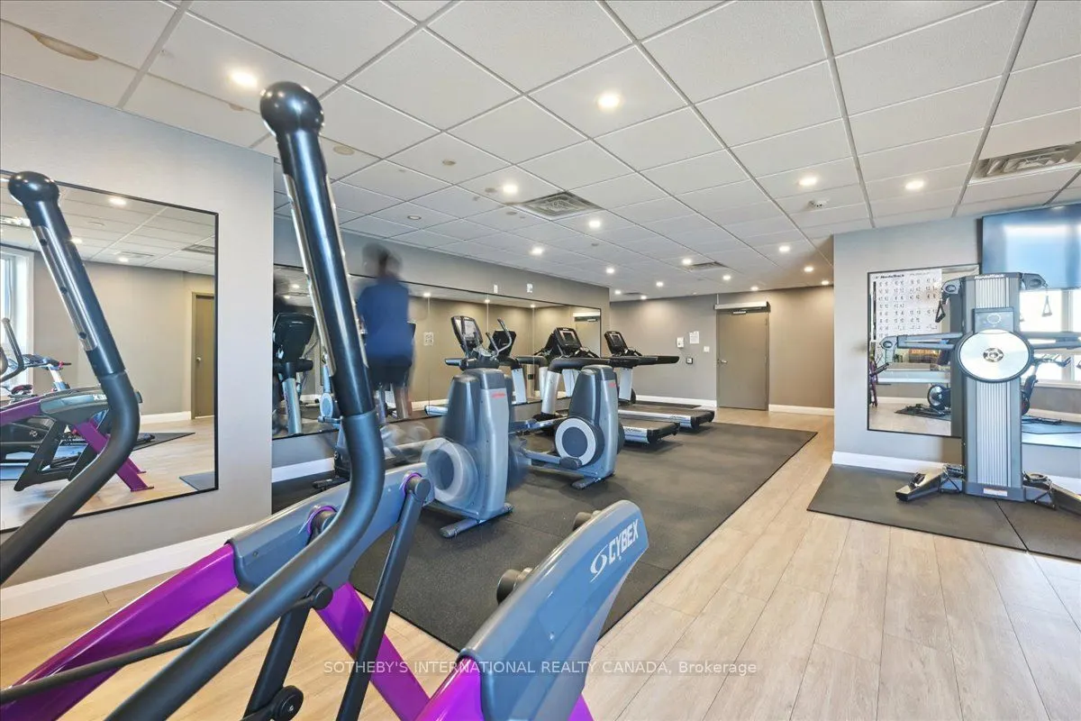 101 Shoreview Place #633