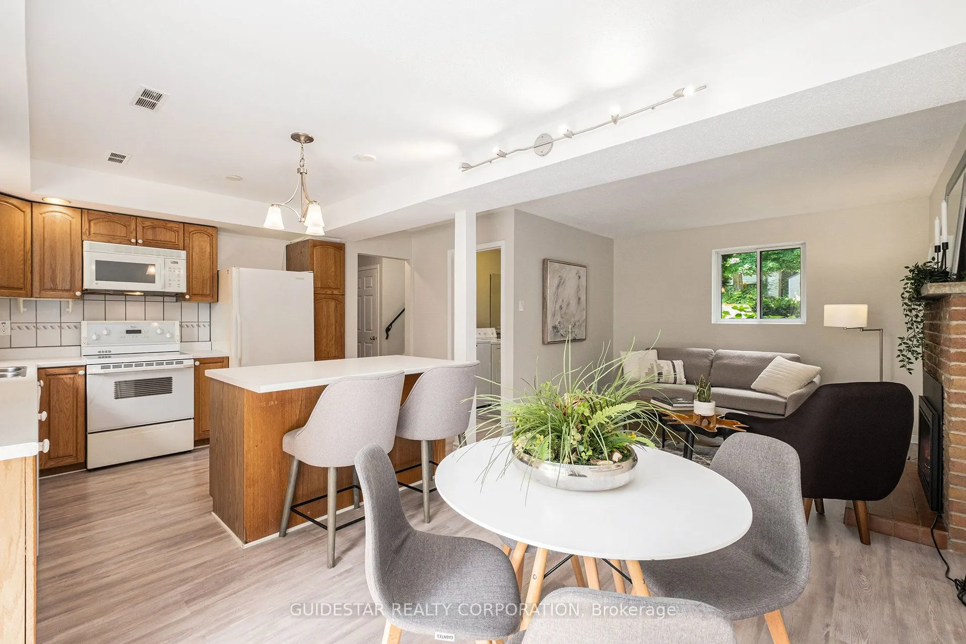 5336 McLean Crescent