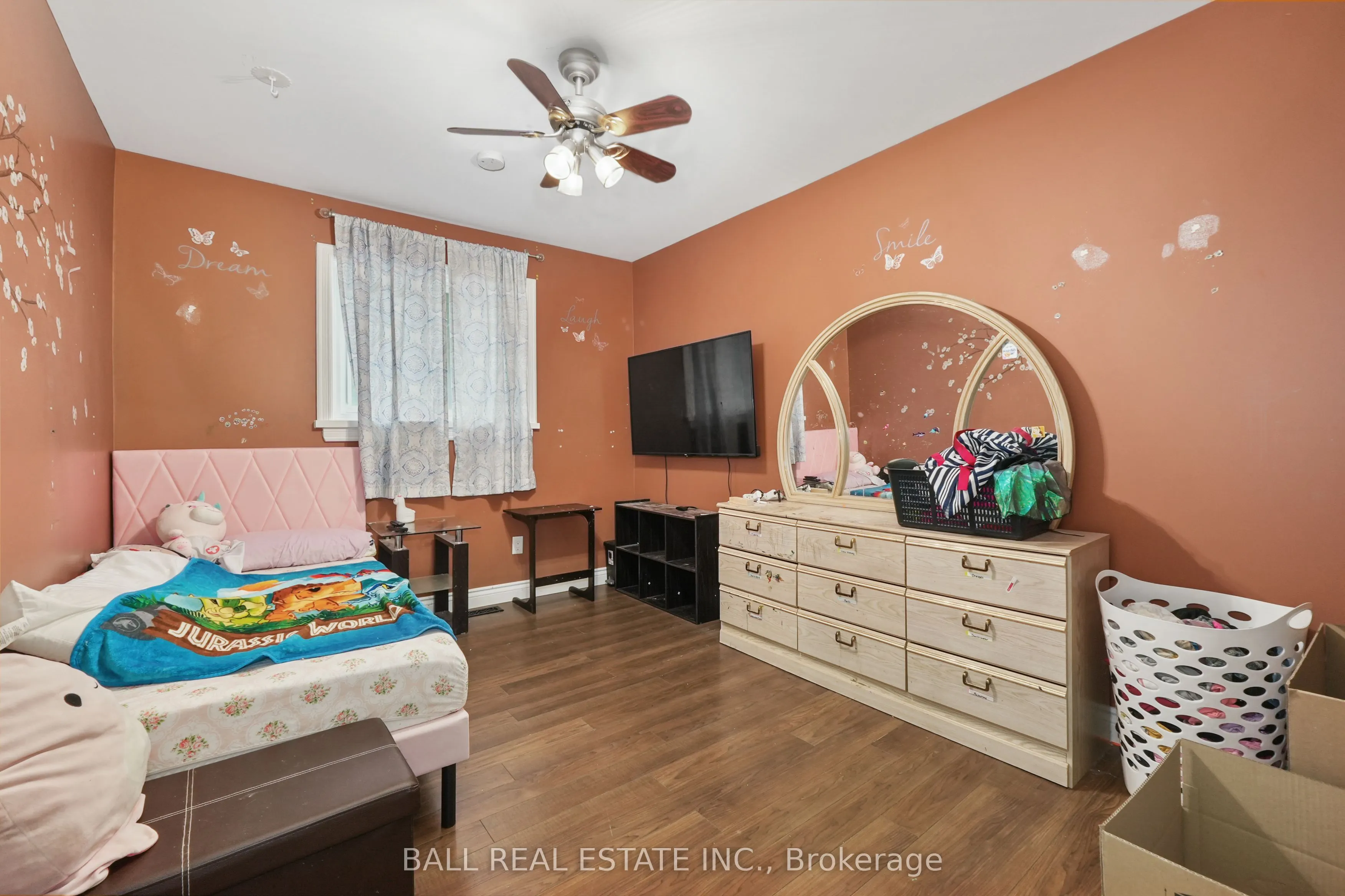 60A Crossley Drive