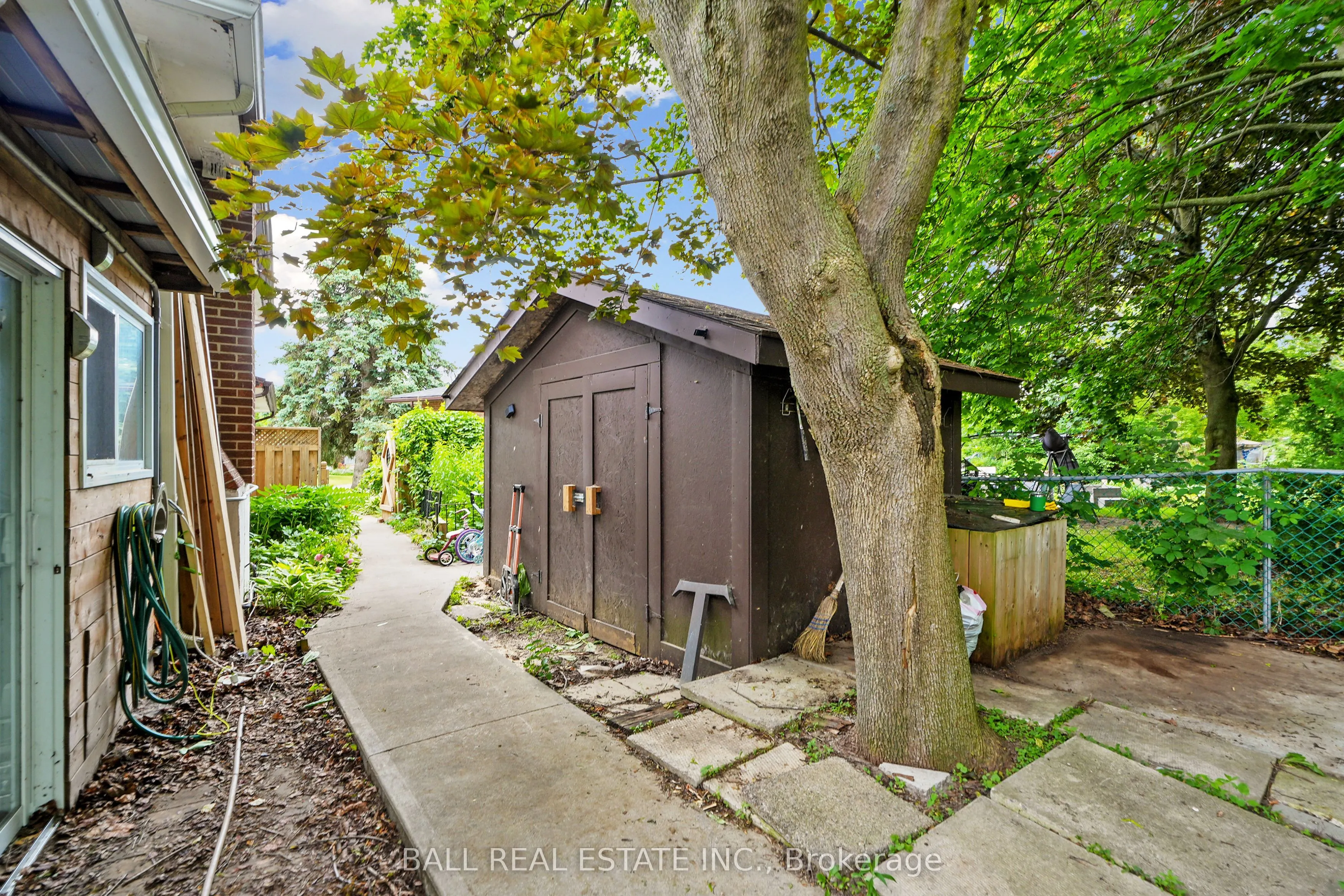 60A Crossley Drive
