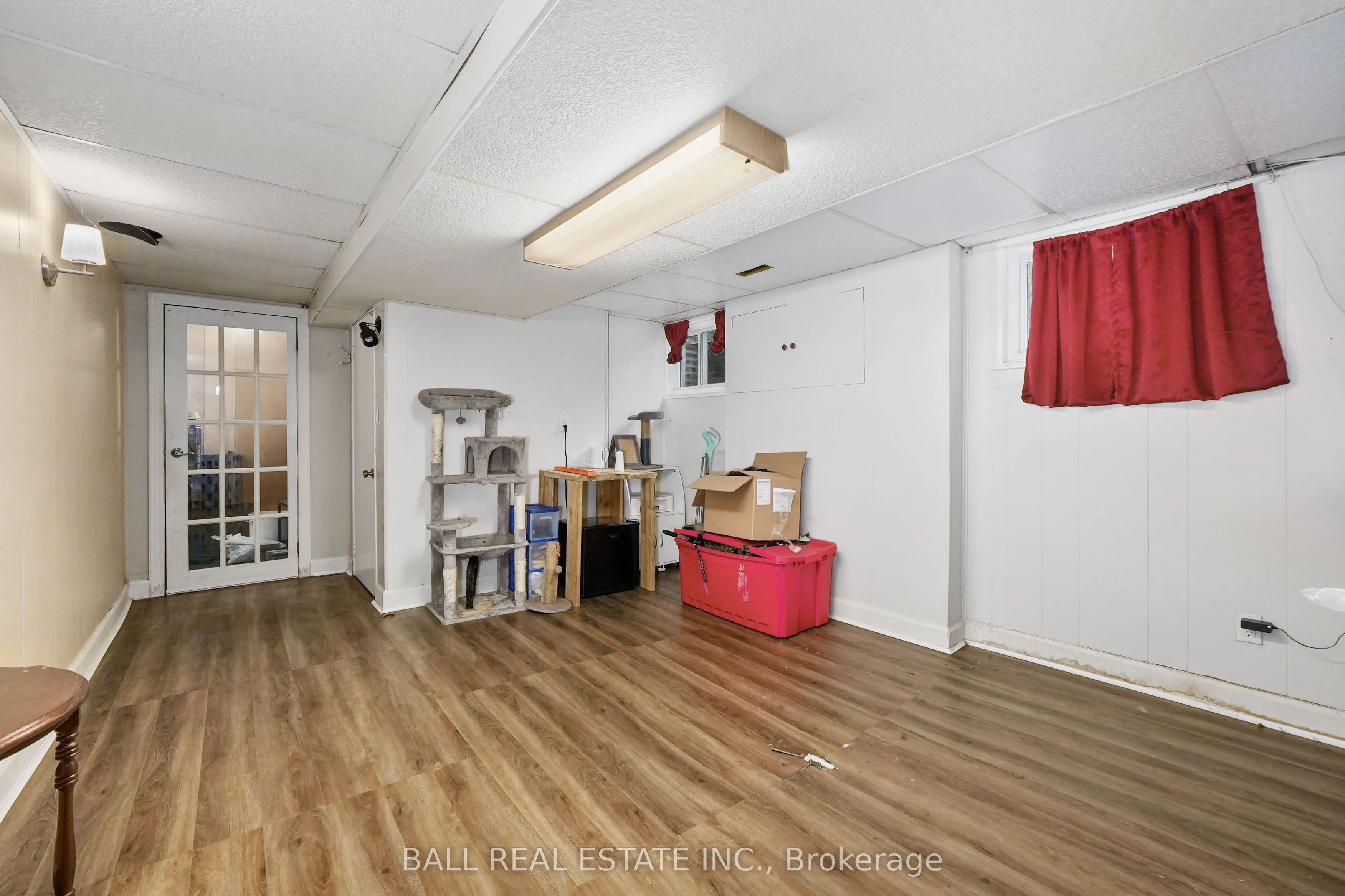 60A Crossley Drive