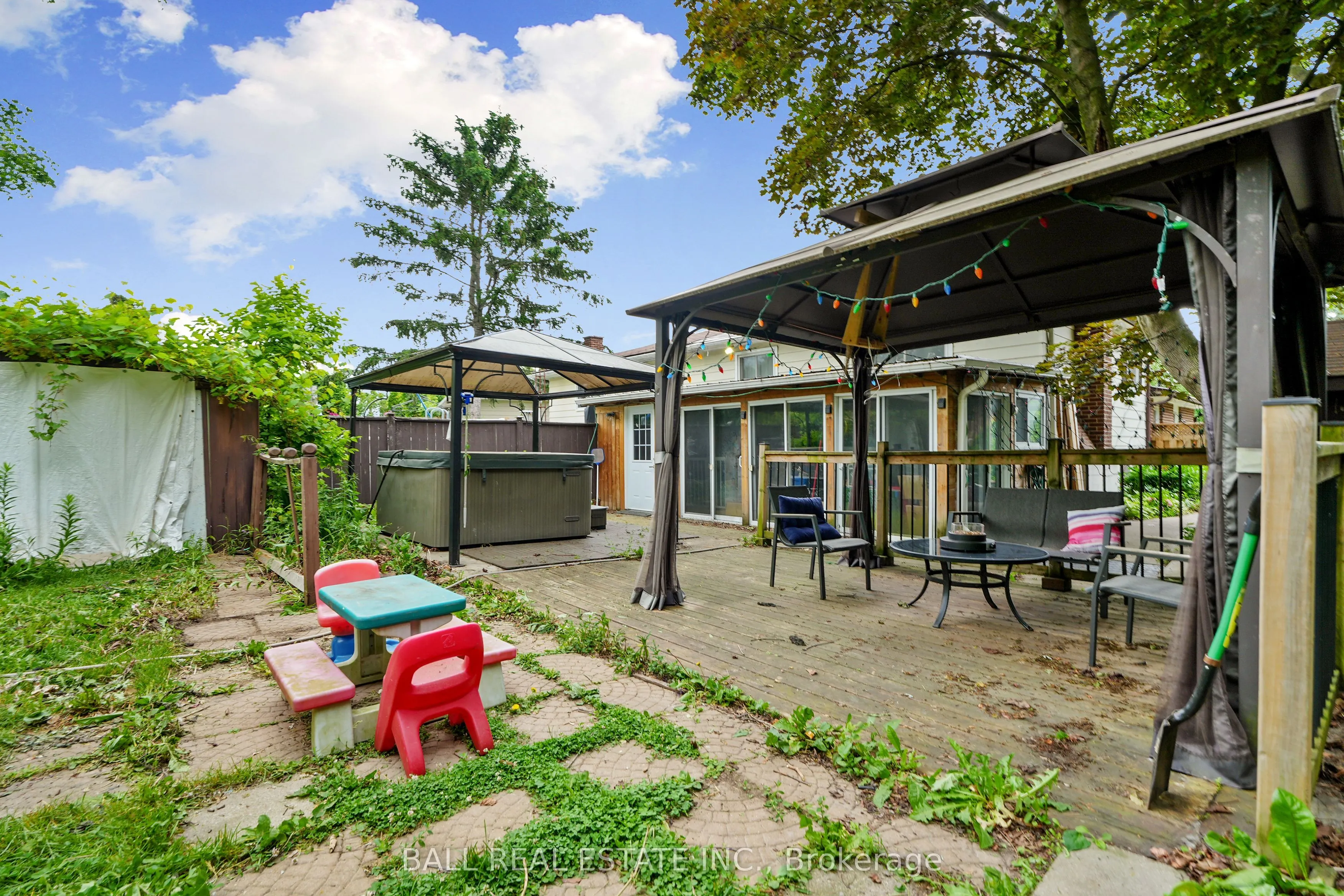 60A Crossley Drive