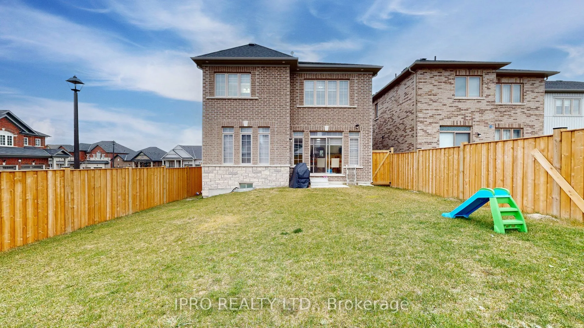 30 Northhill Avenue