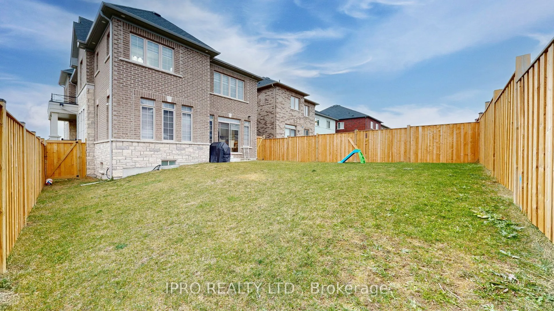 30 Northhill Avenue