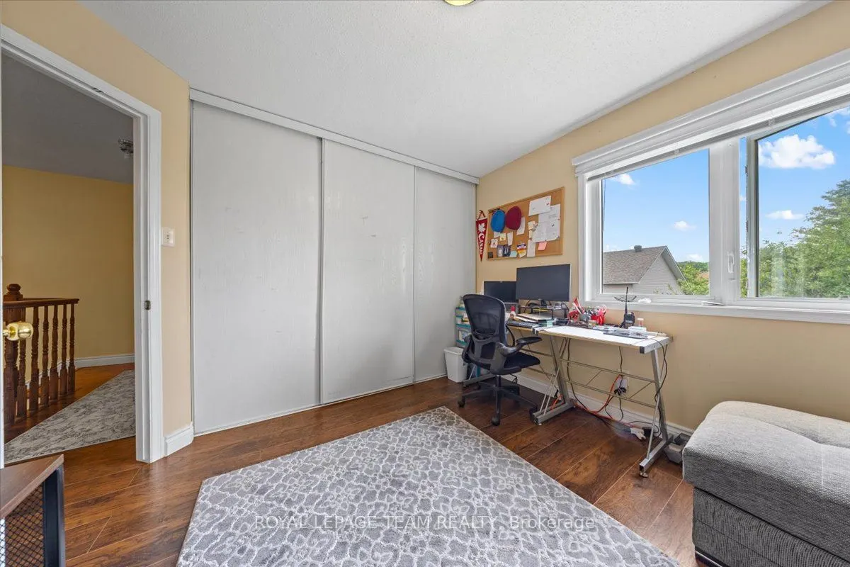 12 Sunvale Way