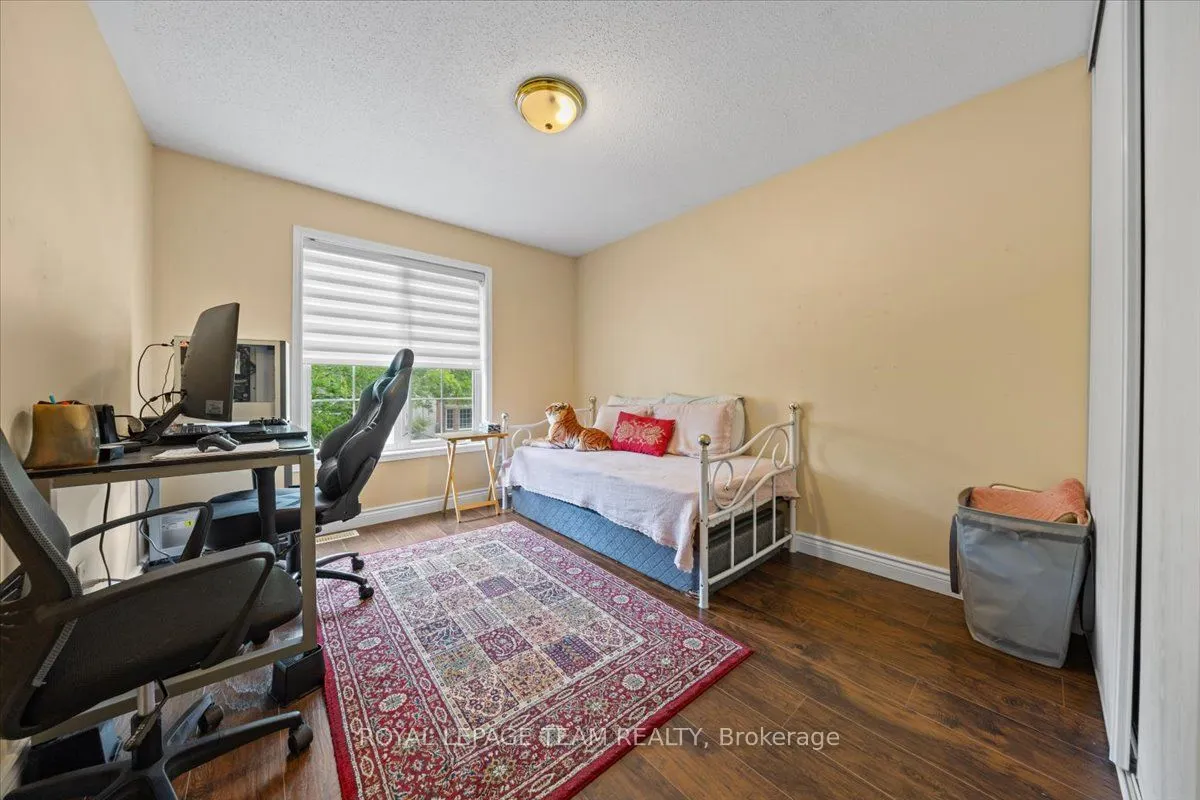 12 Sunvale Way