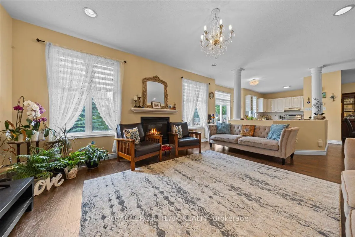 12 Sunvale Way
