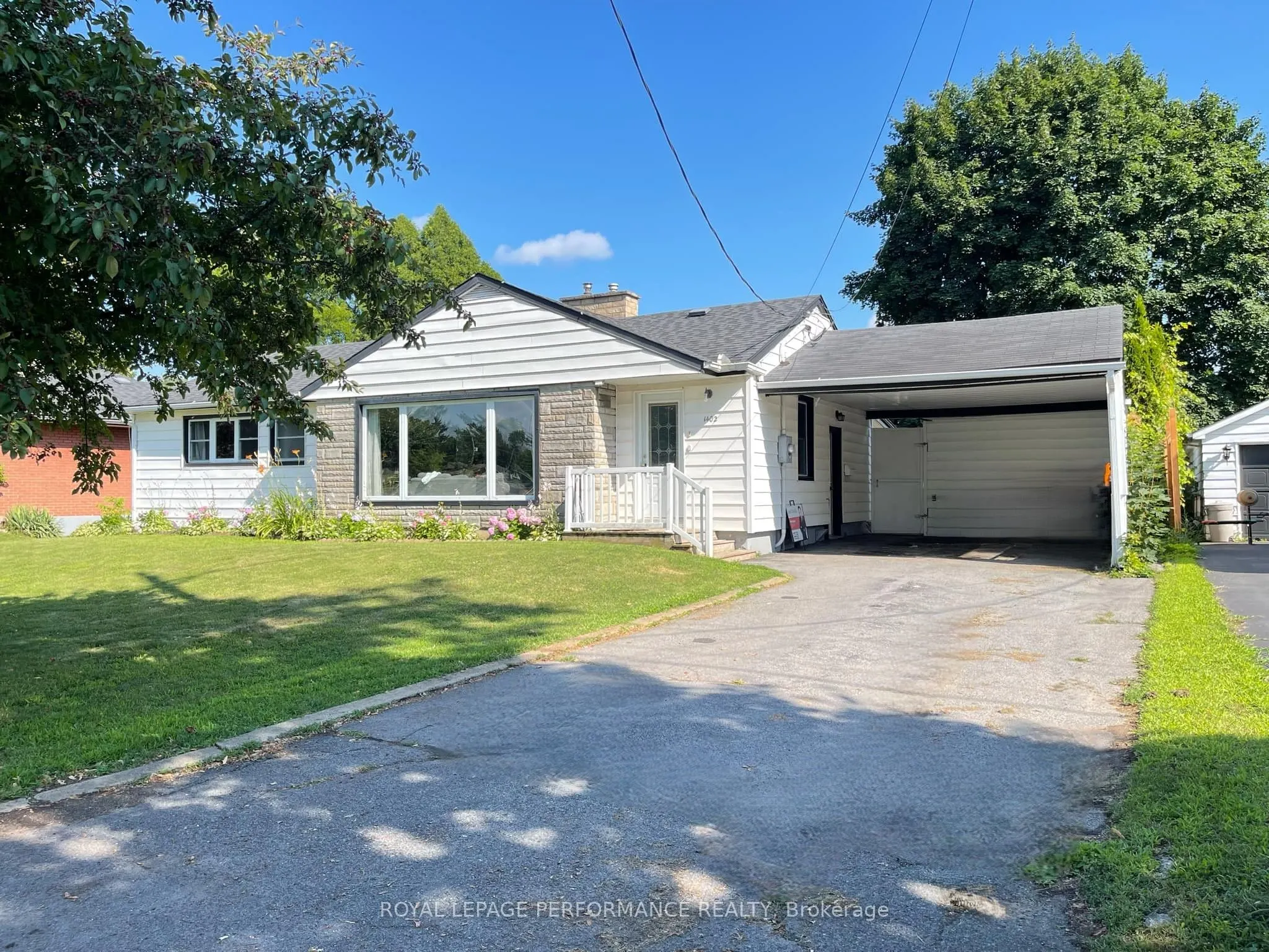 1402 Dover Road