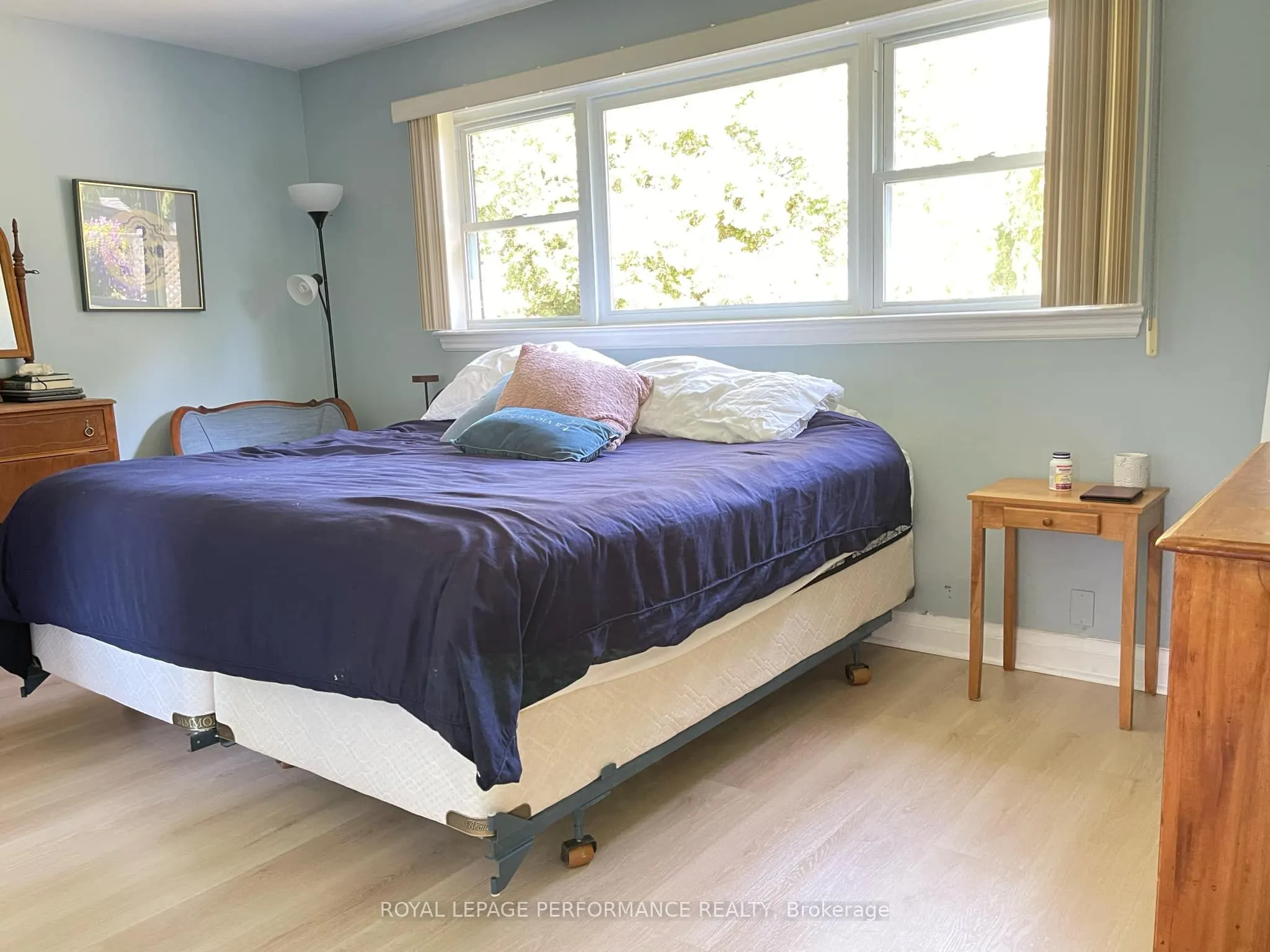 1402 Dover Road