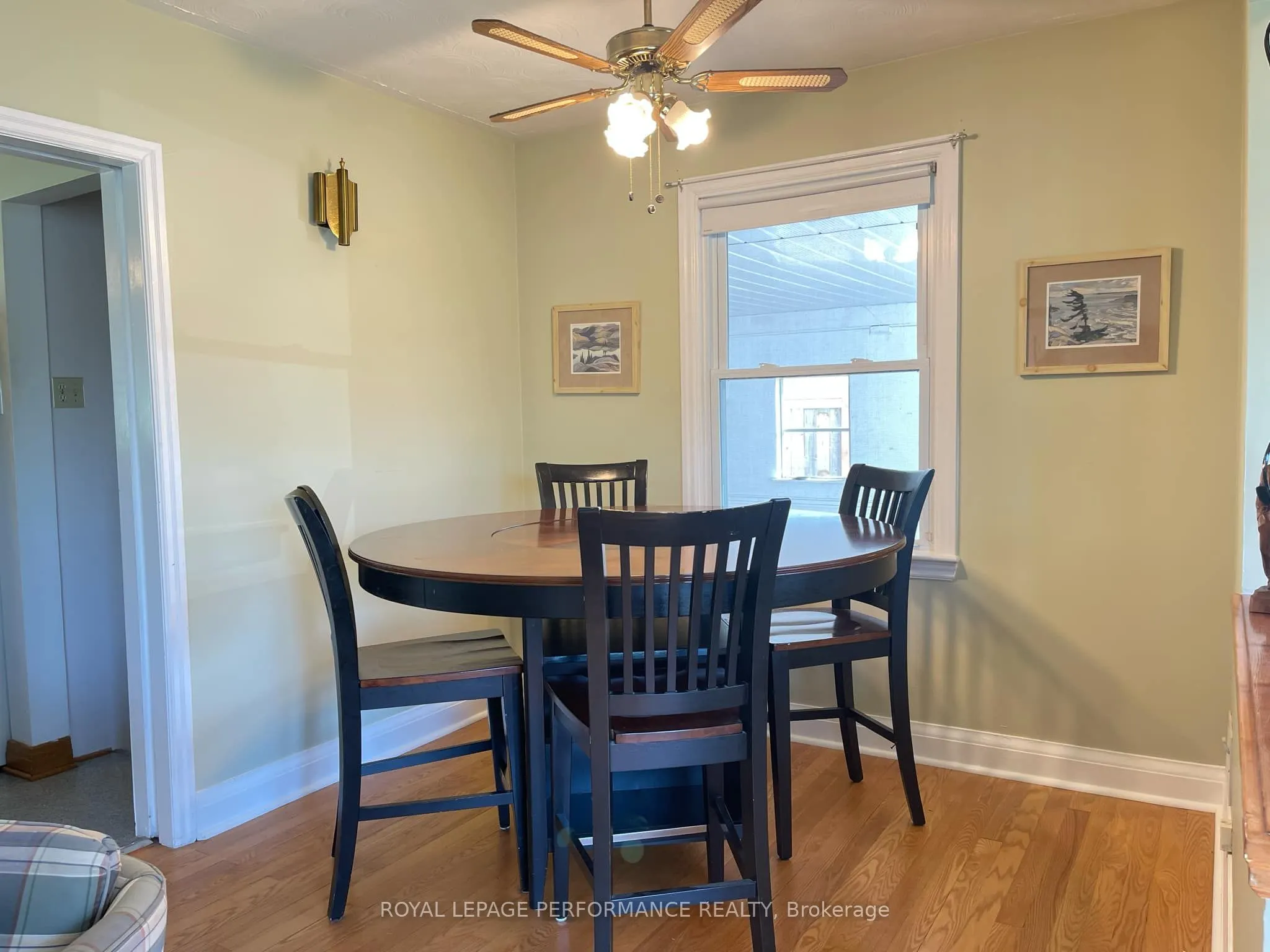 1402 Dover Road