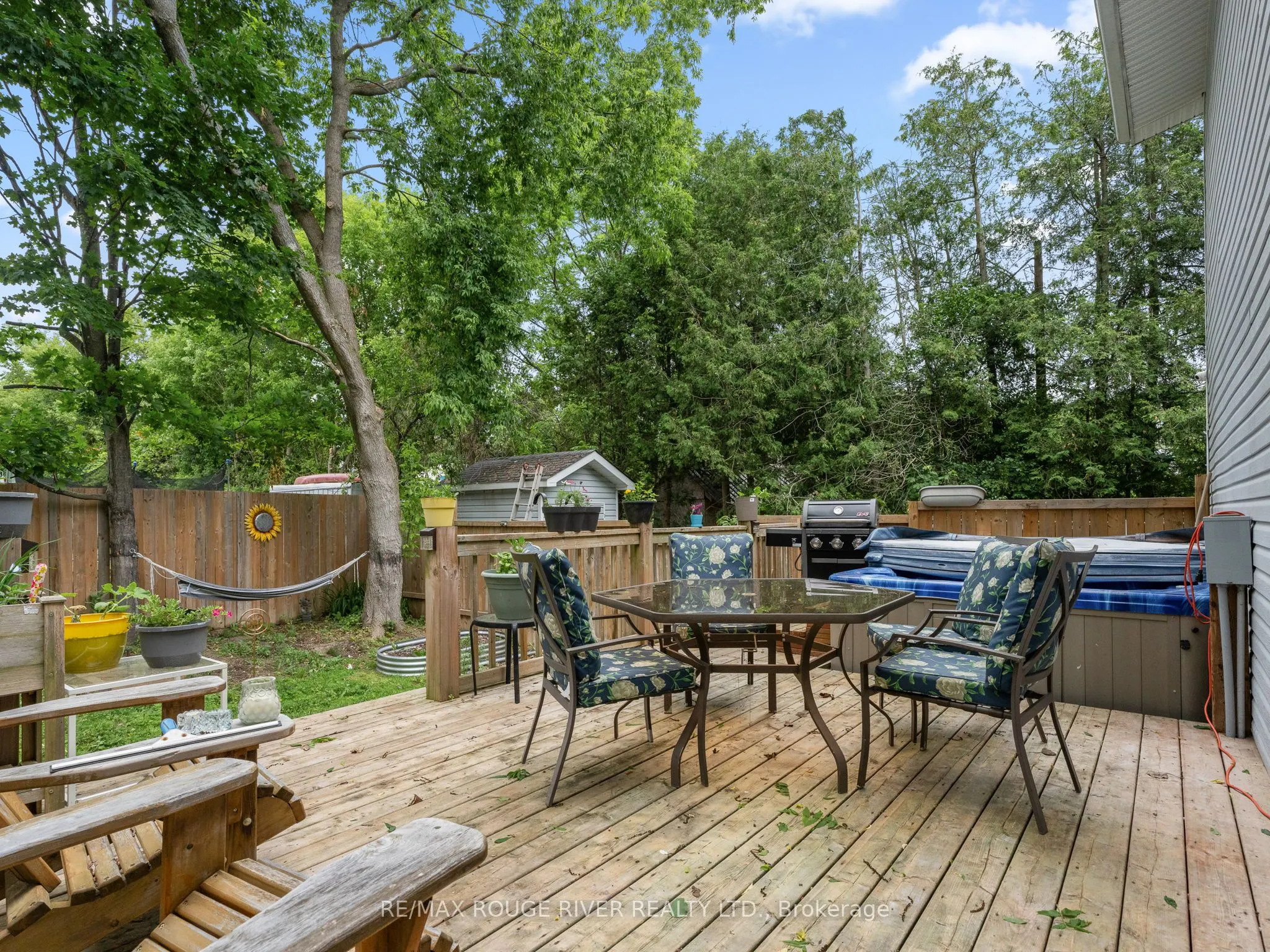 7134 Poplar Drive