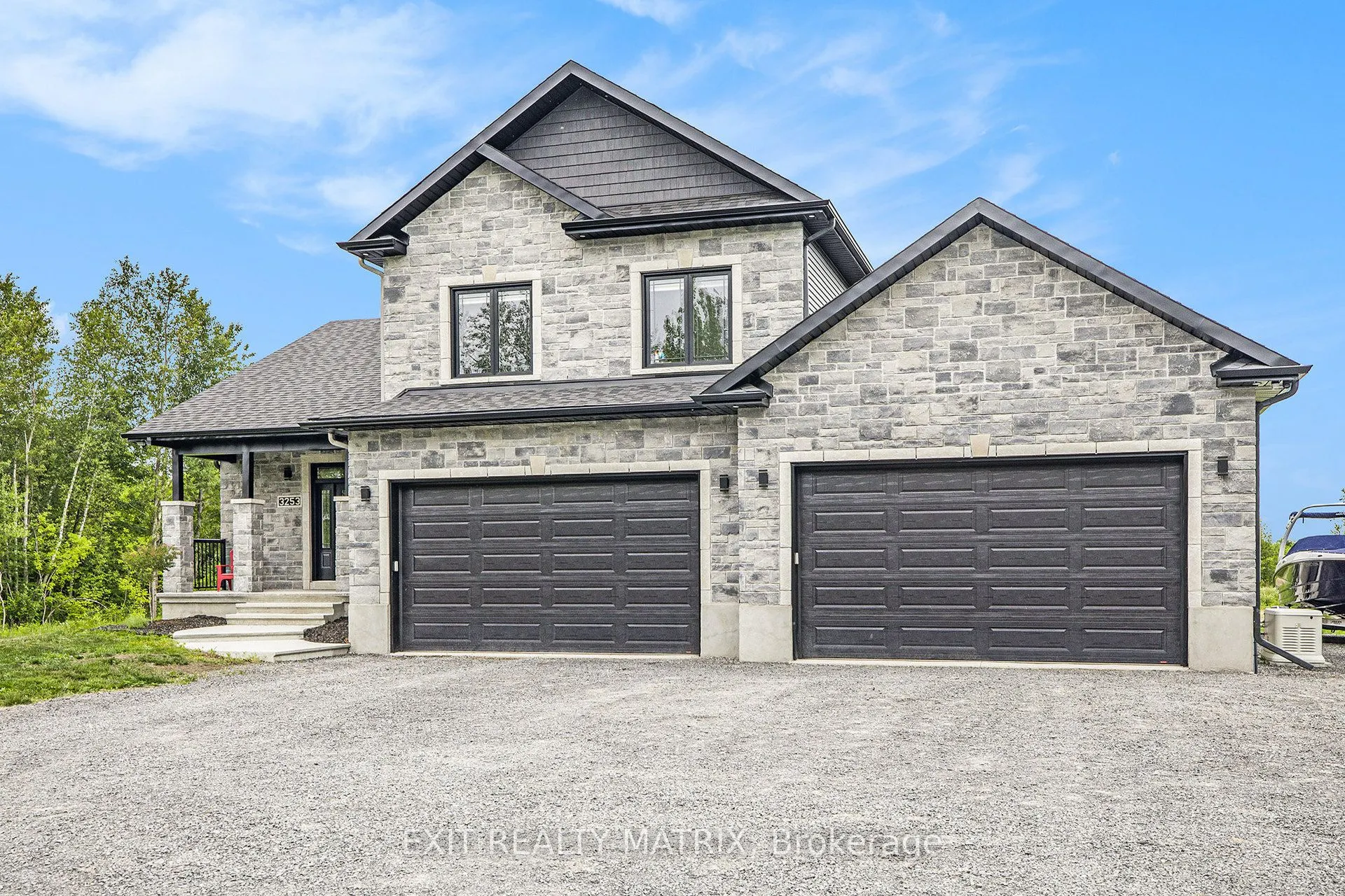 3253 Maisonneuve Road