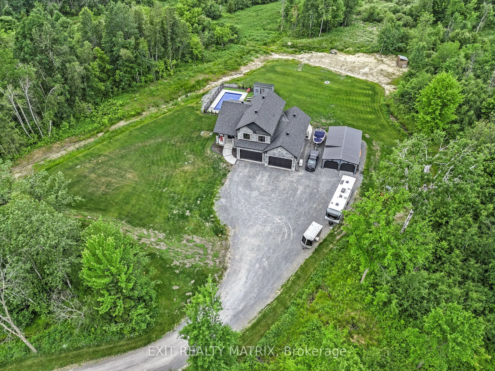 3253 Maisonneuve Road