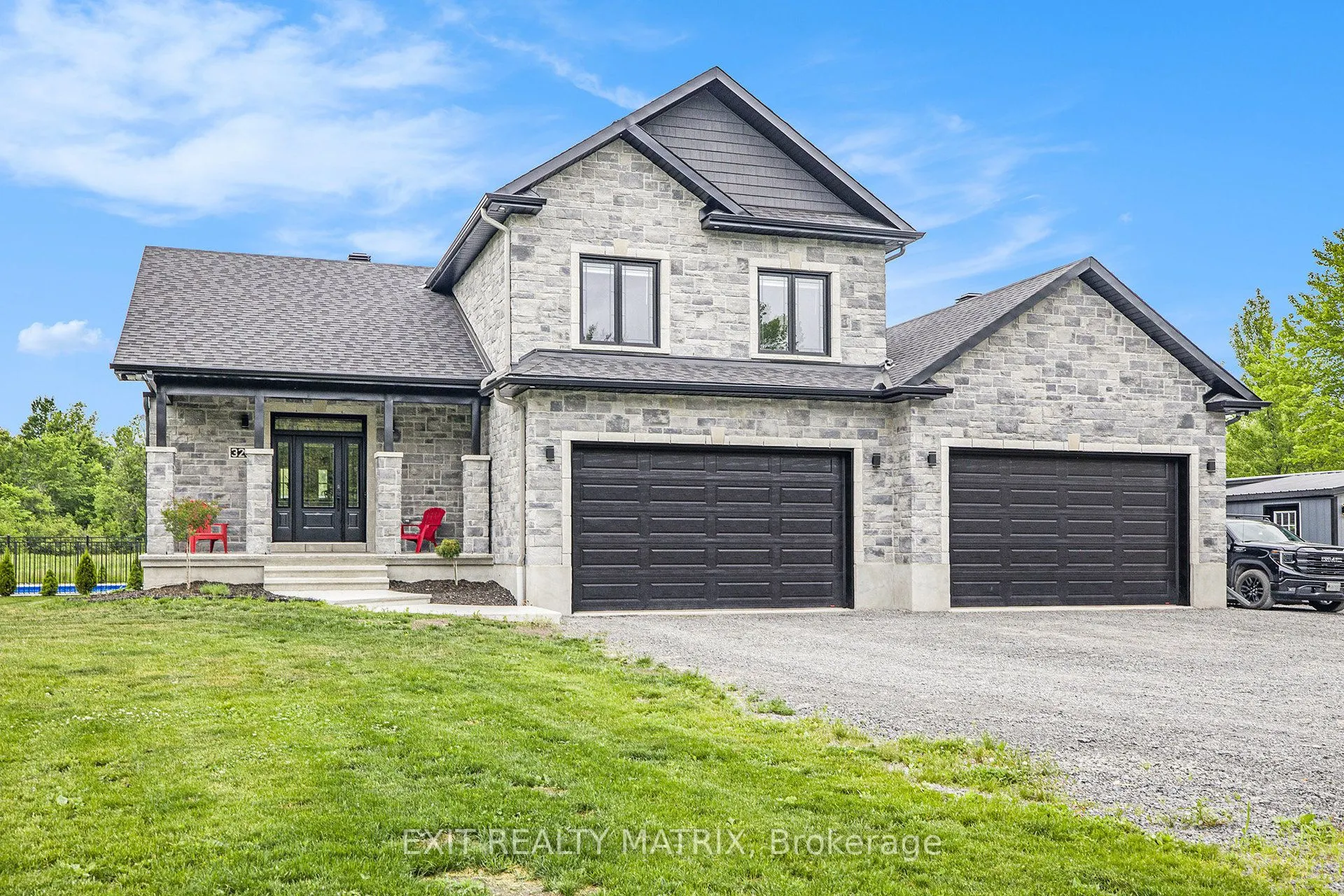 3253 Maisonneuve Road