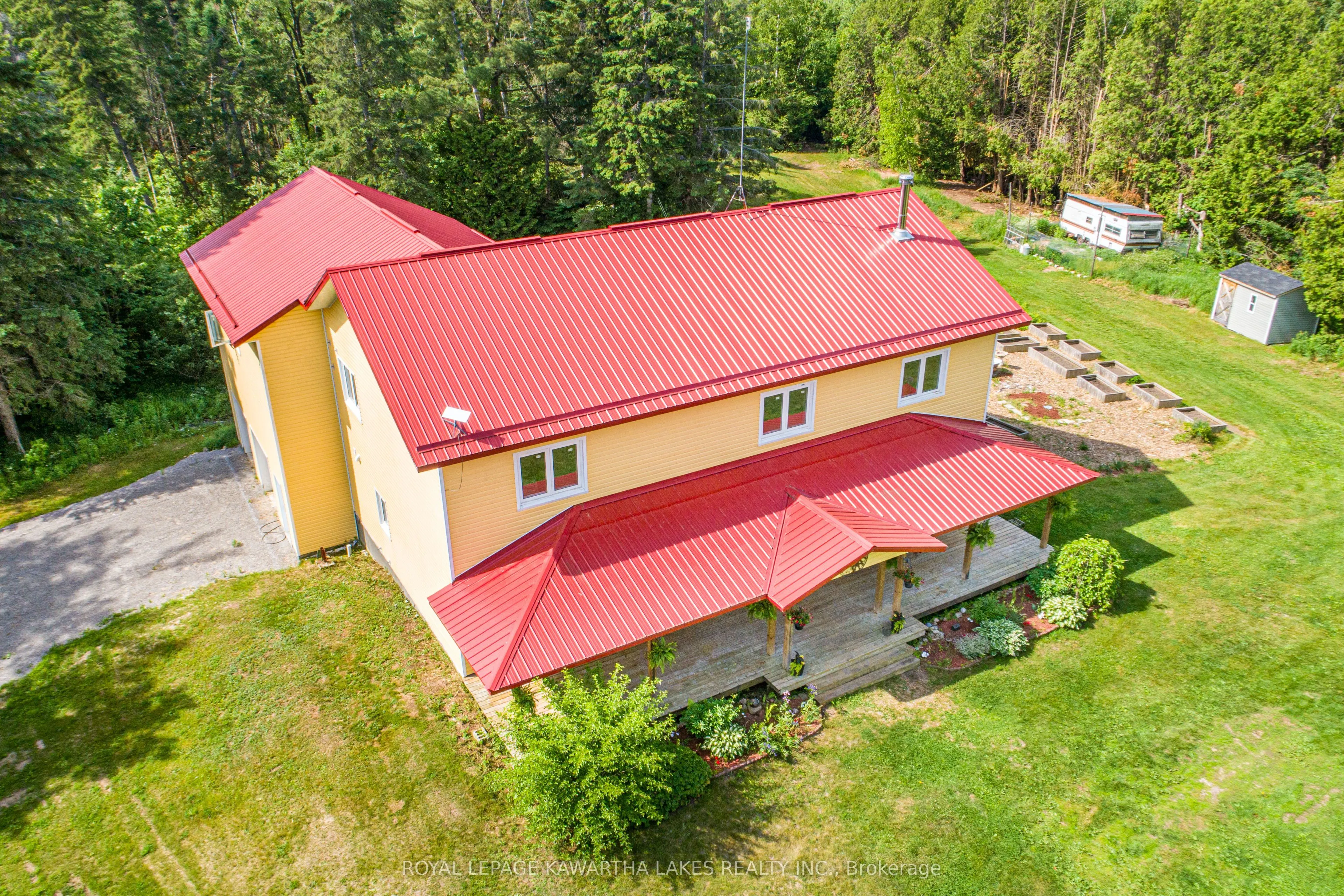 1752 Highway 35 S