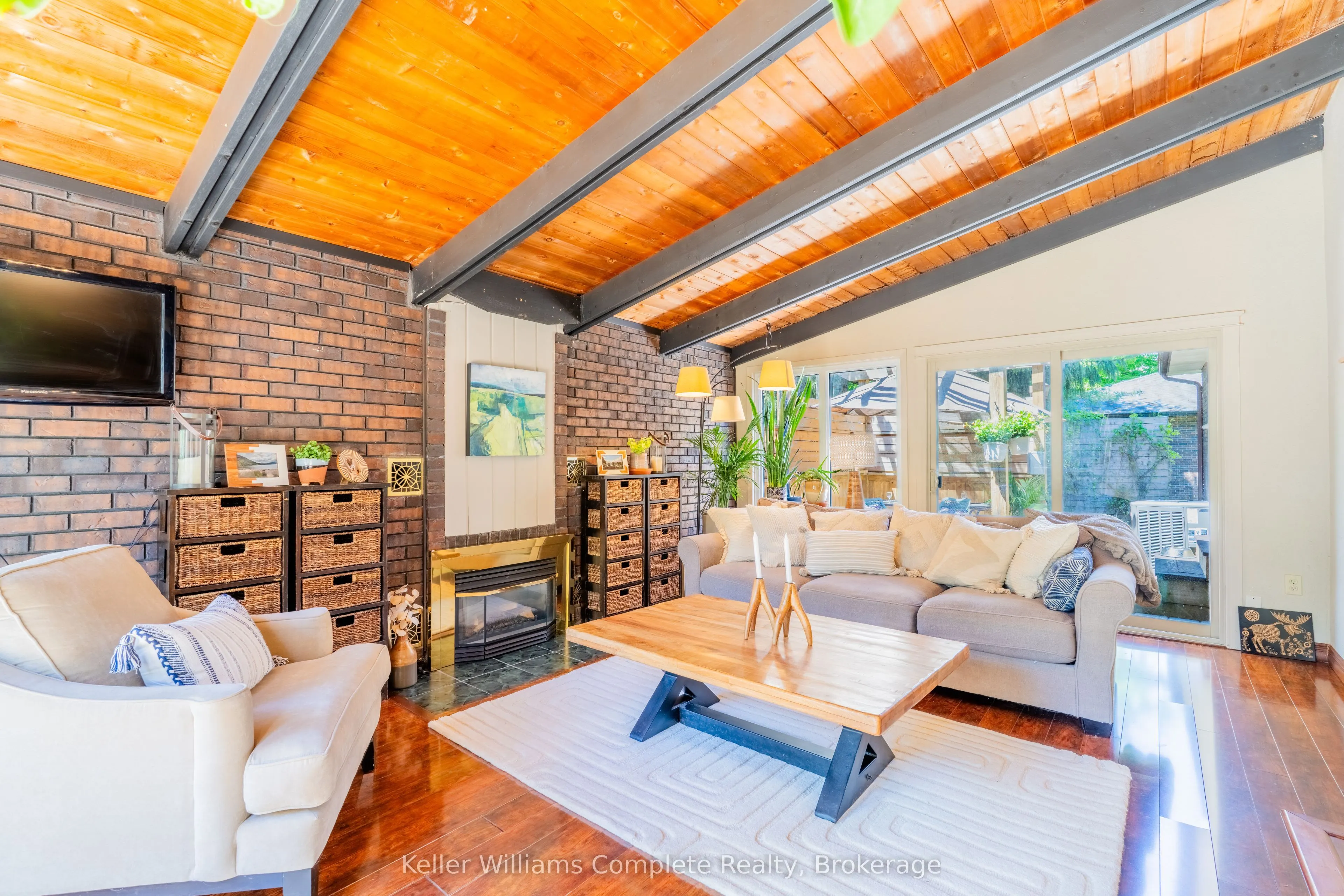 4 Cedar Street