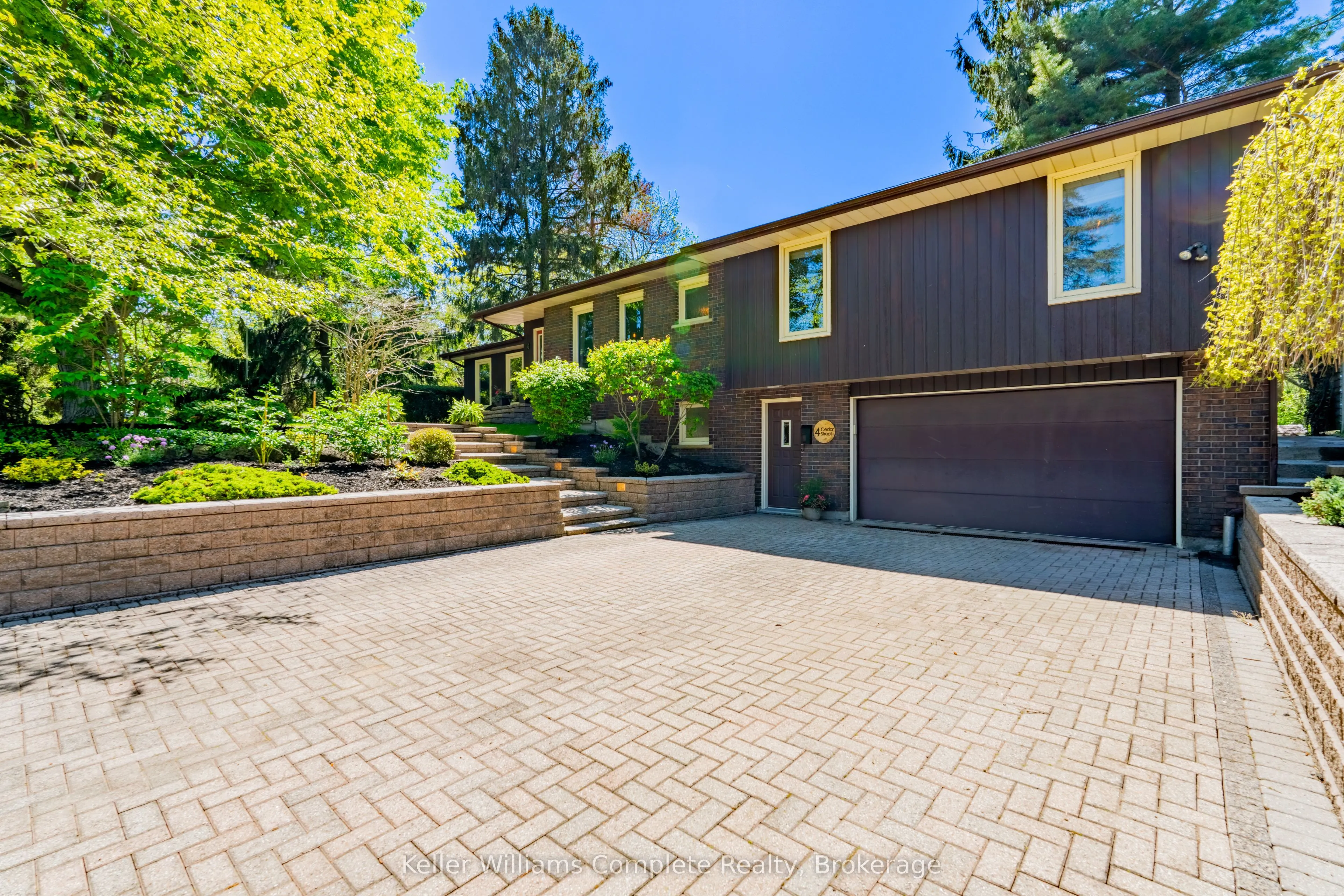 4 Cedar Street