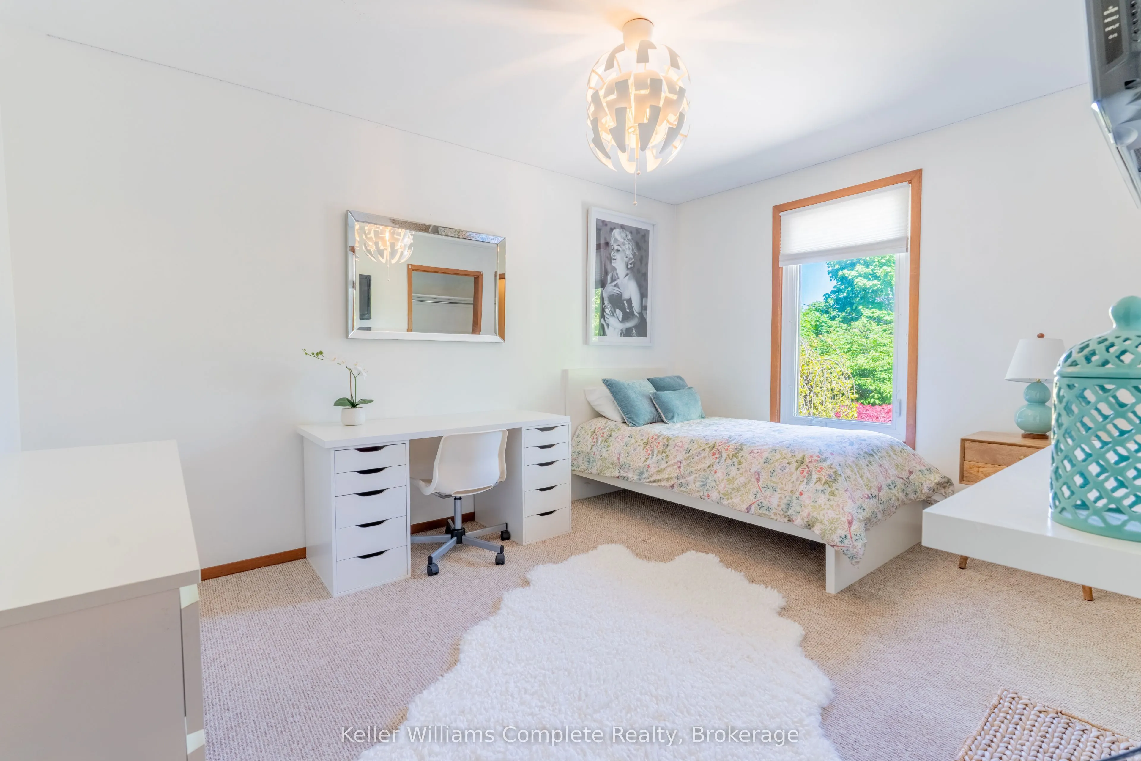 4 Cedar Street
